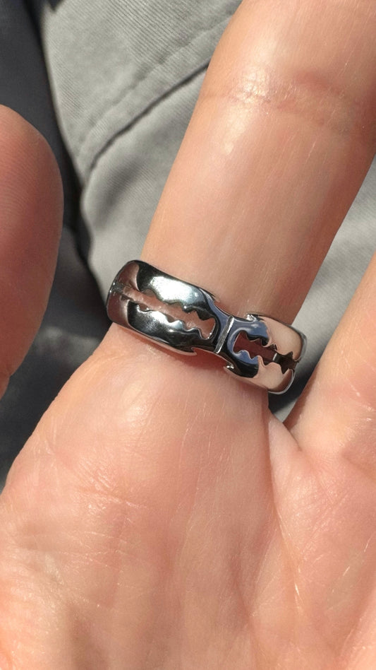 RAZOR BLADE RING