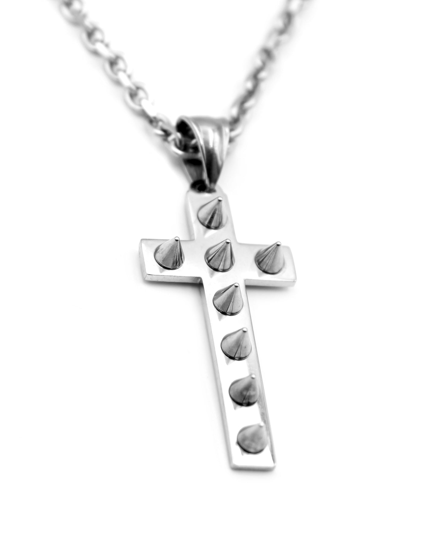 SPIKE CROSS NECKLACE