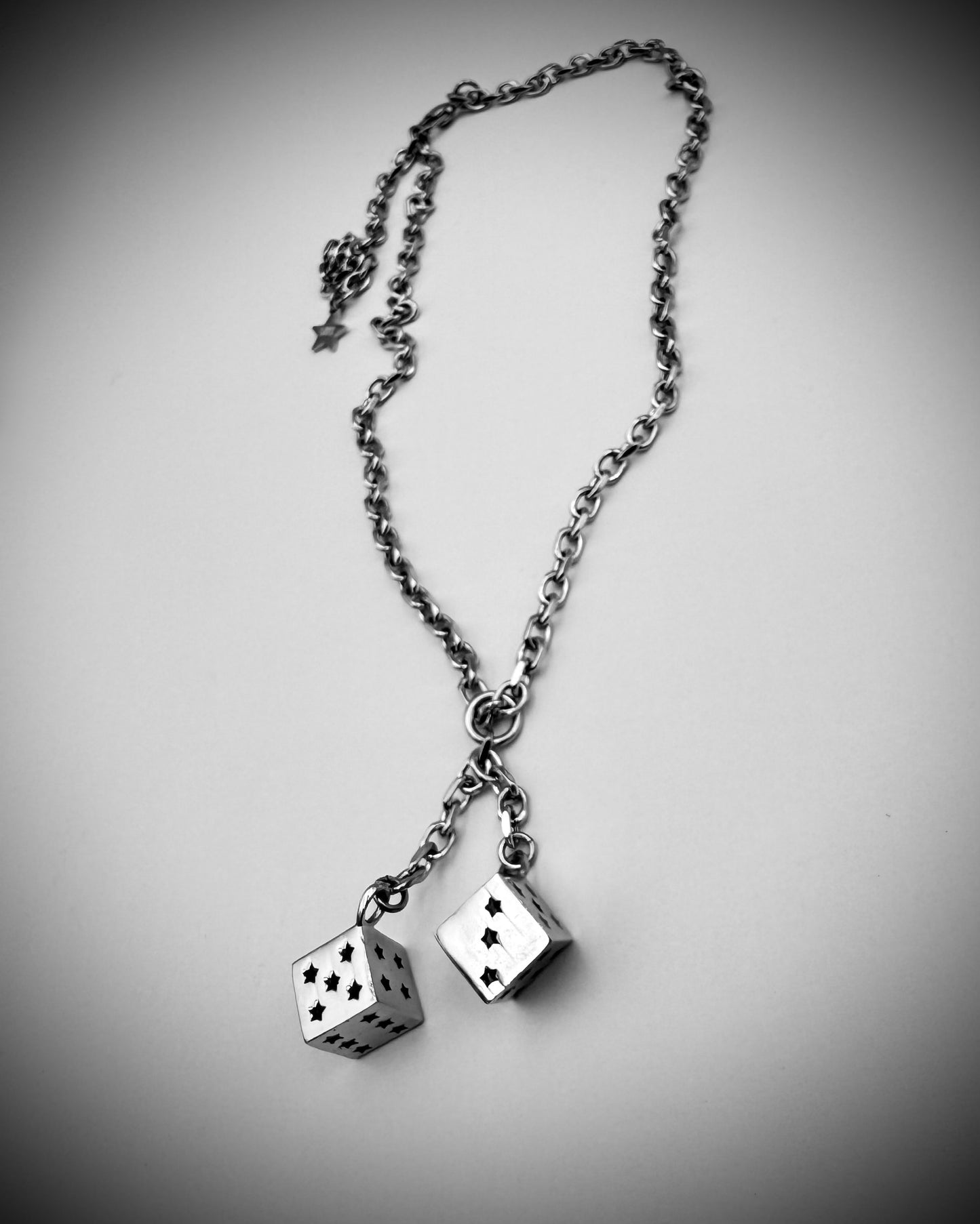LUCKY STAR DICE NECKLACE