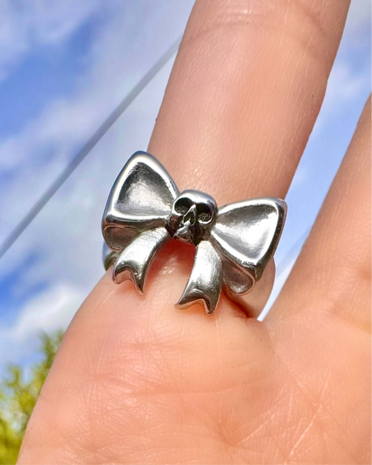 SKULL BOW RING