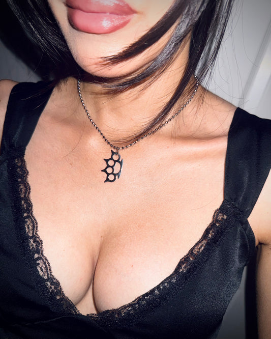 DAINTY BRASS KNUCKLES
