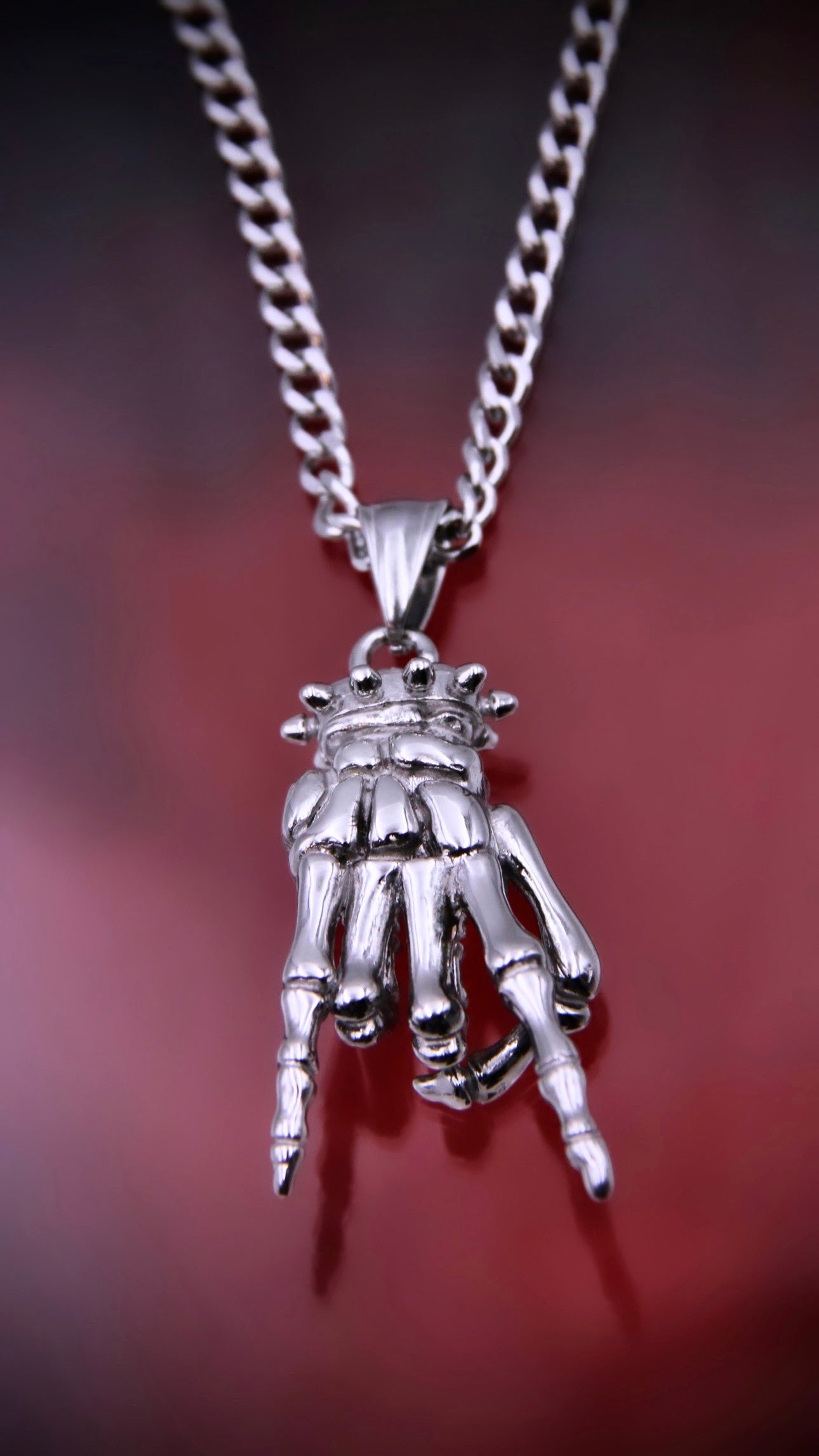 SKELETON ROCKSTAR NECKLACE