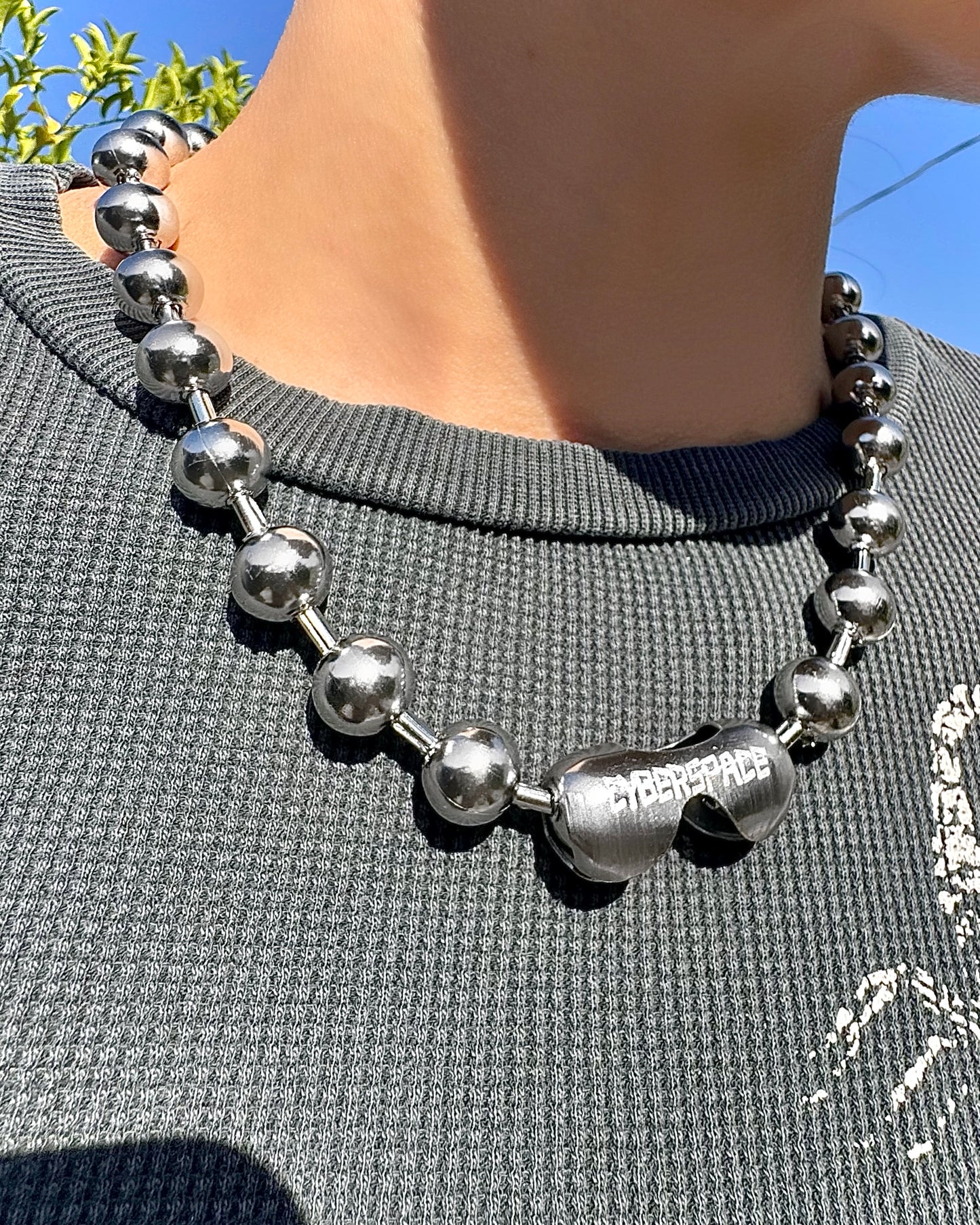 JUMBO BALL CHAIN NECKLACE