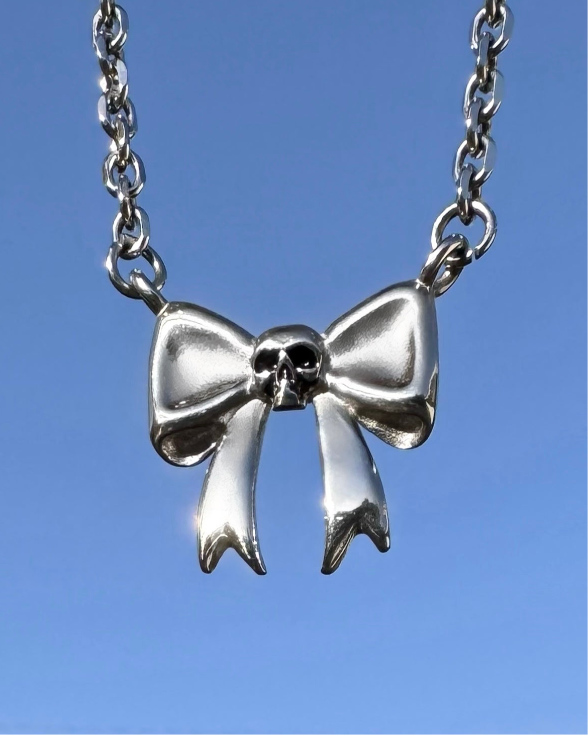 Hot Betsey Johnson Black Enamel Cute Skull Bow Crystal Hot Betsey Johnson Black Enamel Cute Skull Bow Crystal