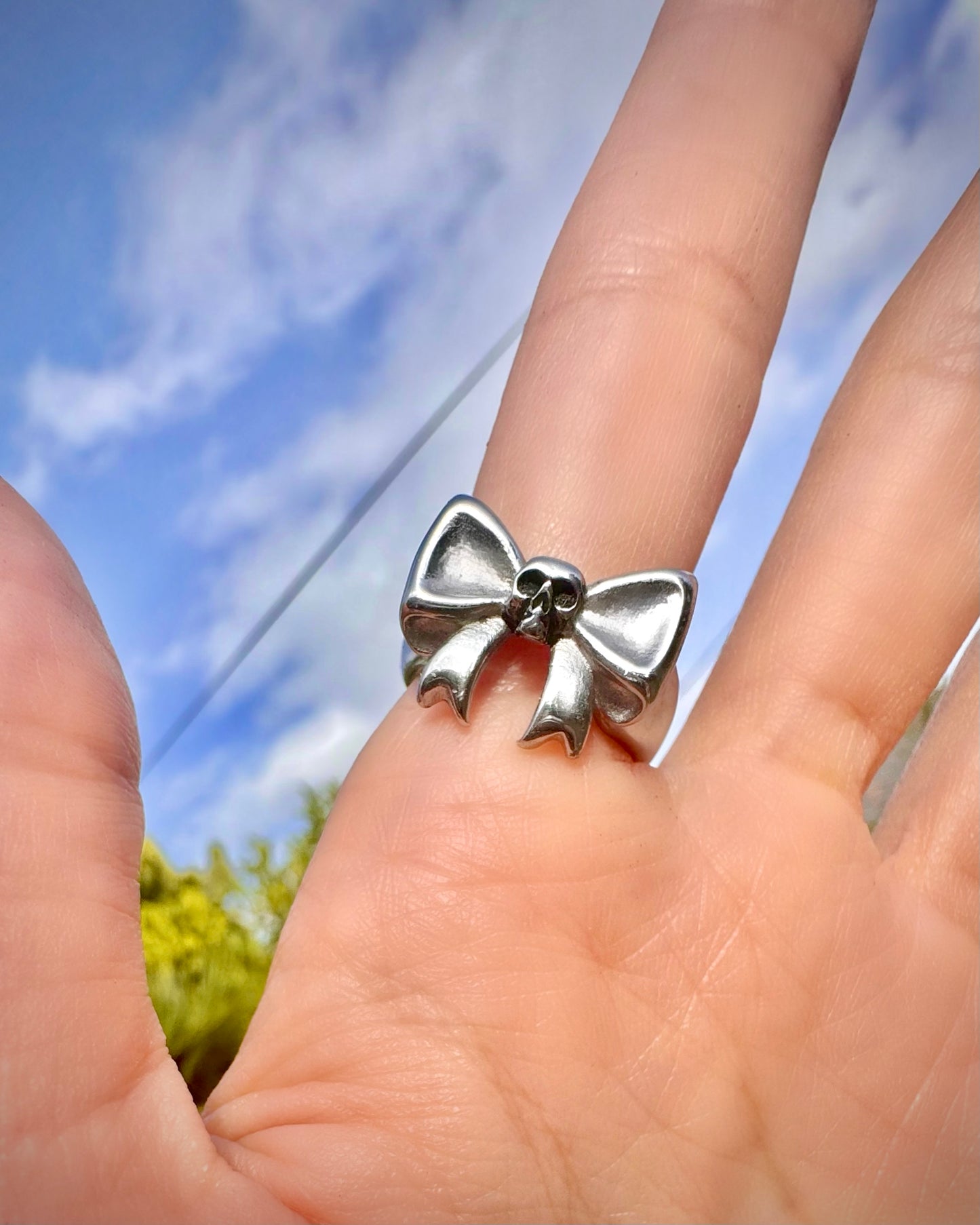 SKULL BOW RING