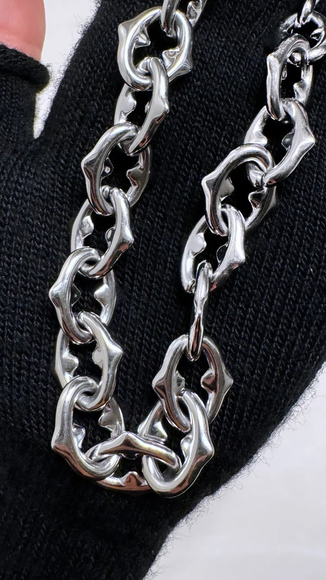 SPIKE CHAIN LINK NECKLACE