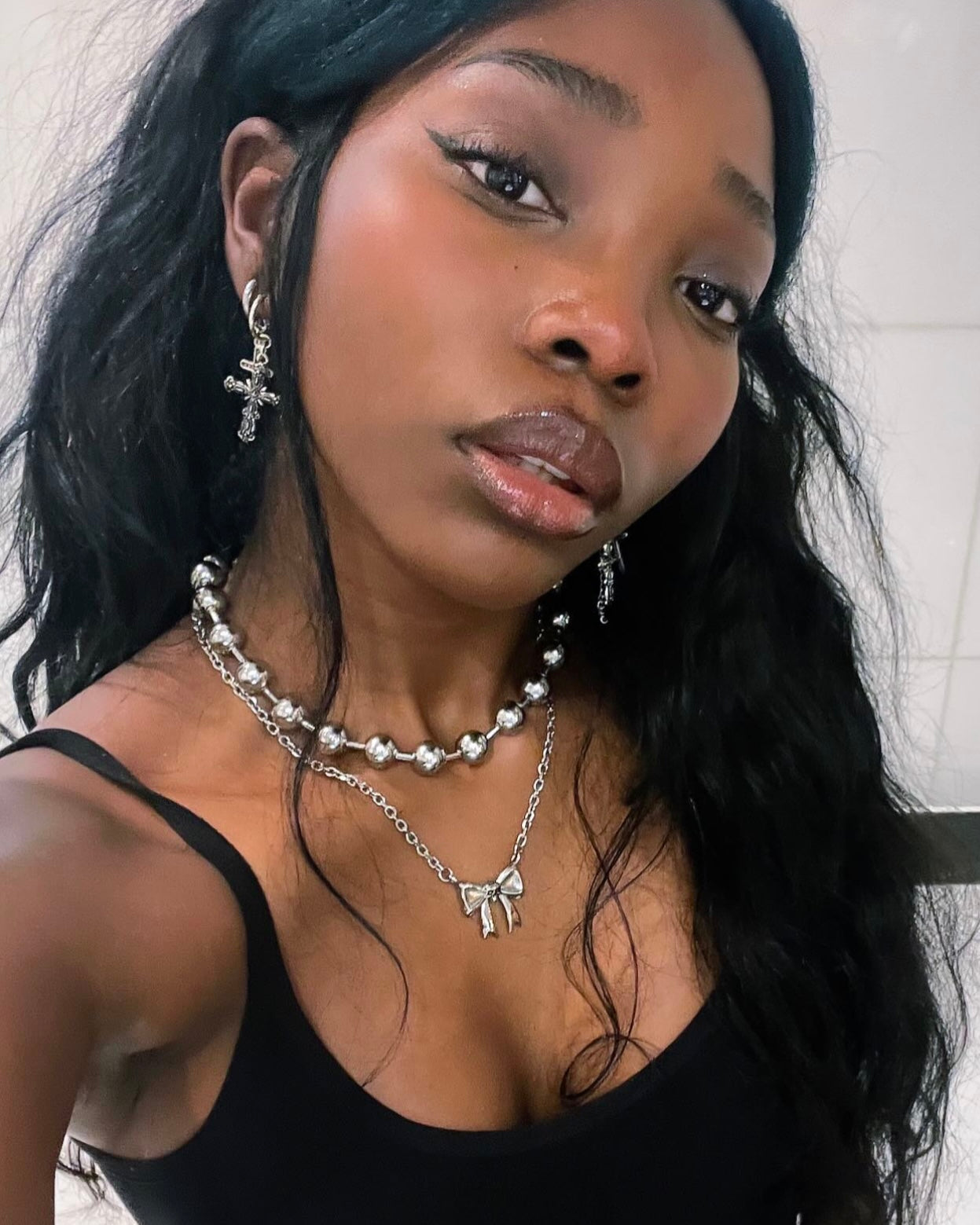 SKULL BOW NECKLACE