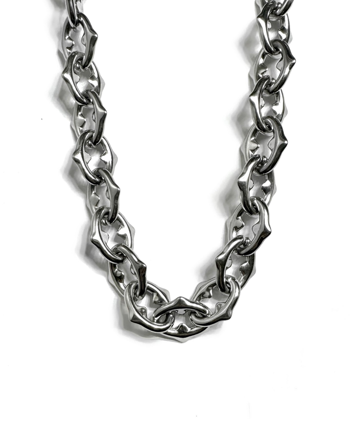 SPIKE CHAIN LINK NECKLACE