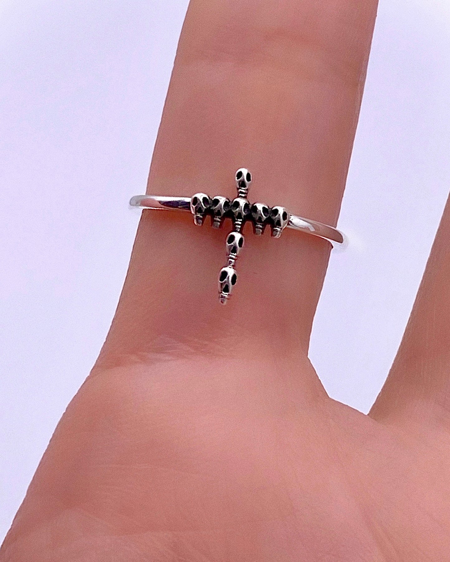 SKULL CROSS RING