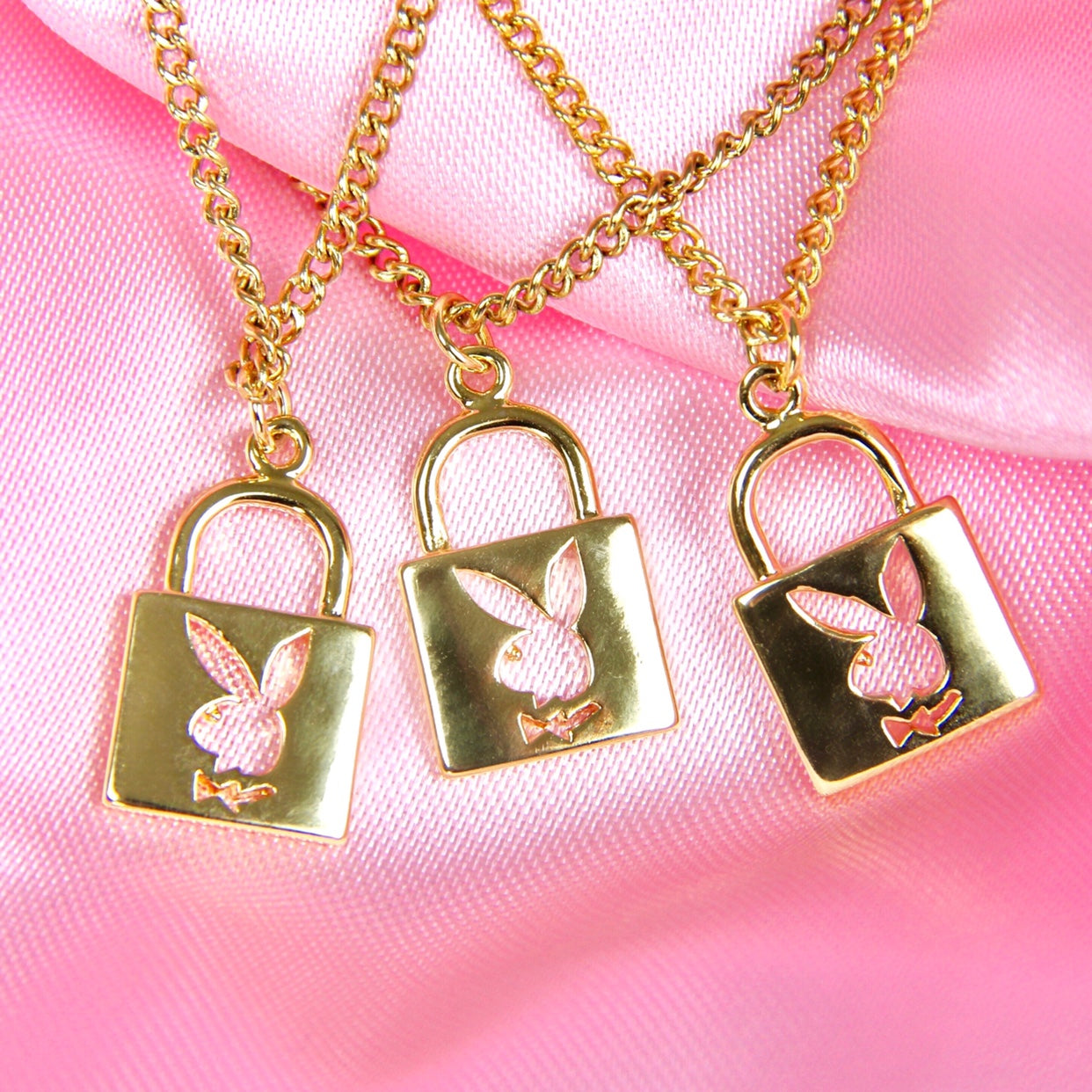 PLAYBOY LOCK AND KEY NECKLACE SET🔑