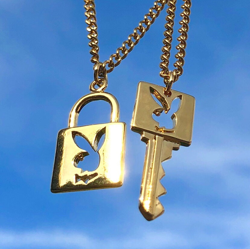 PLAYBOY LOCK AND KEY NECKLACE SET🔑