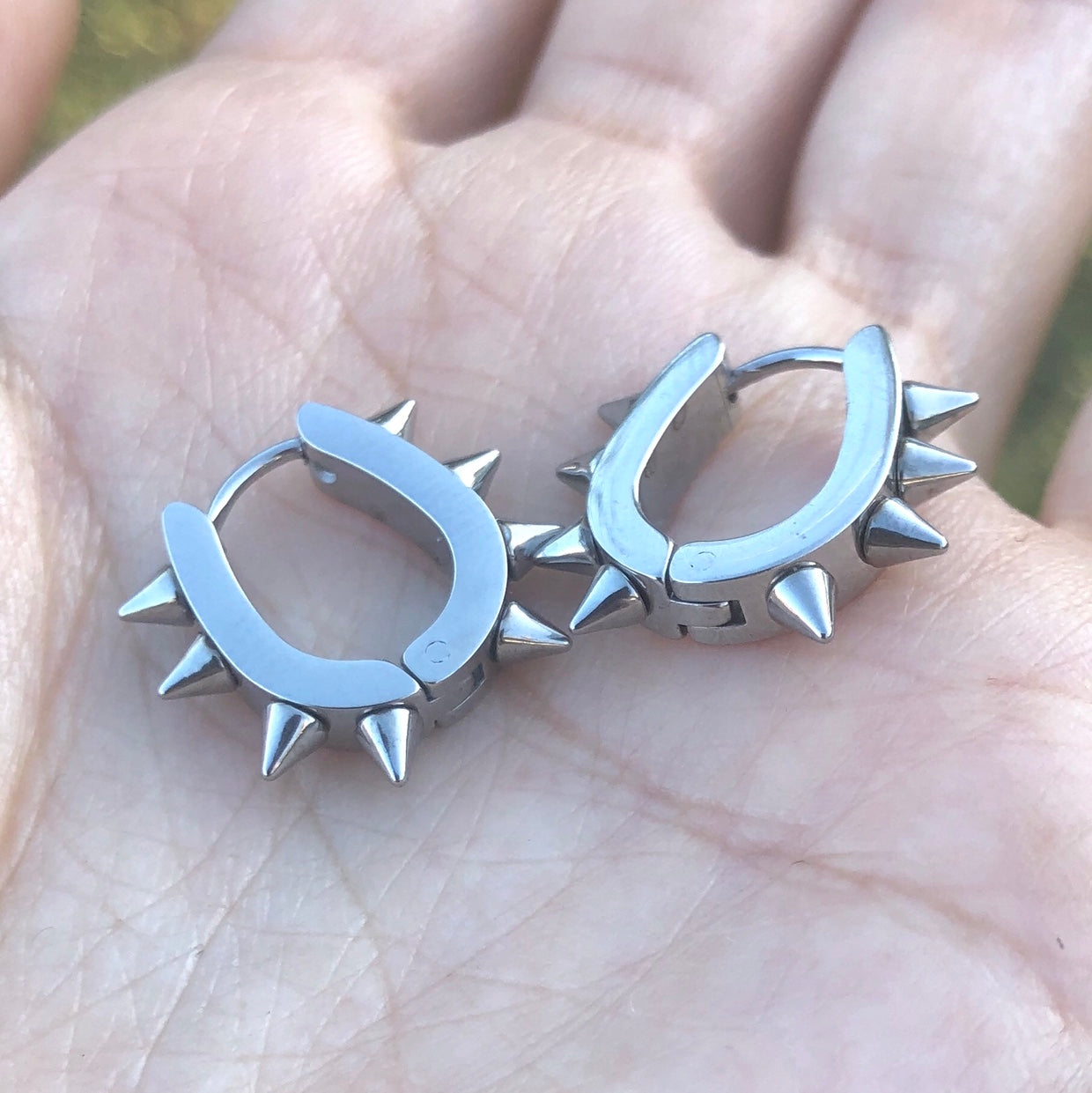 SPIKE HOOP EARRINGS