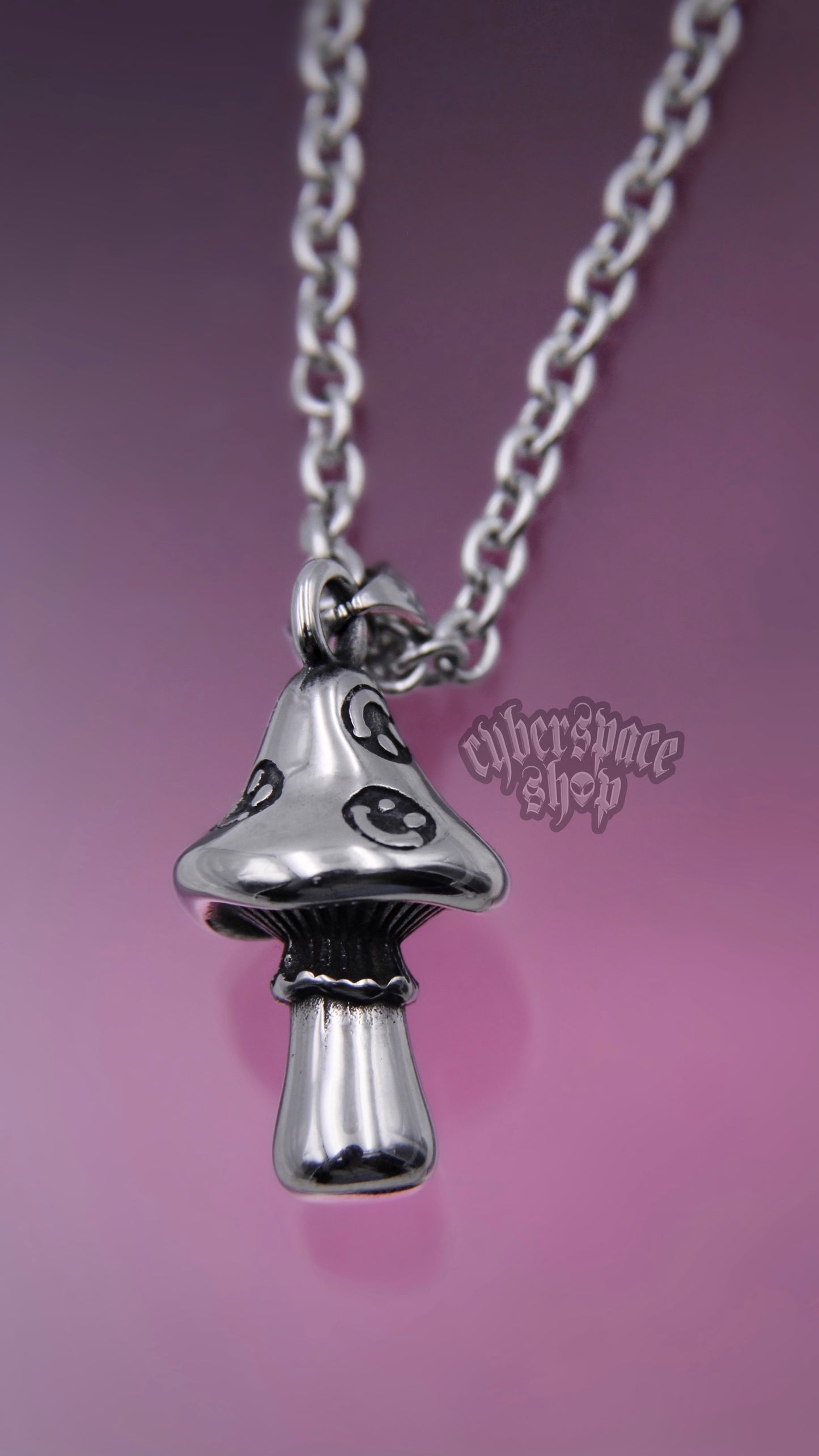 HAPPY MUSHROOM NECKLACE