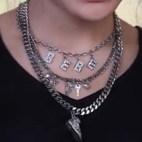 BEBE NECKLACE