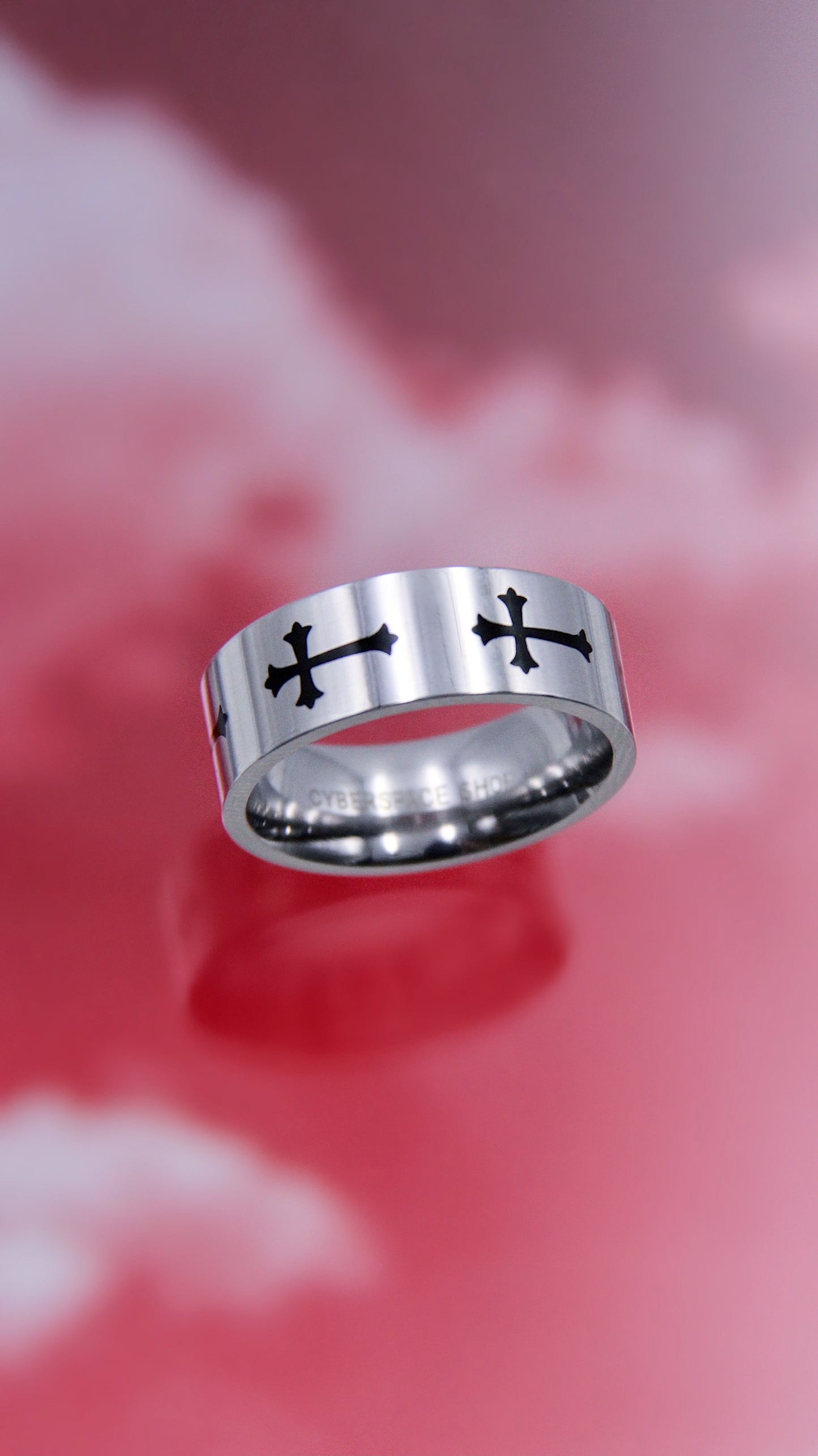 GOTH CROSS RING