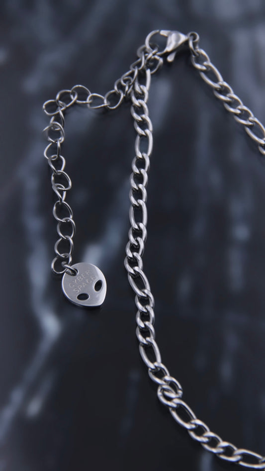 NO VANITY NECKLACE
