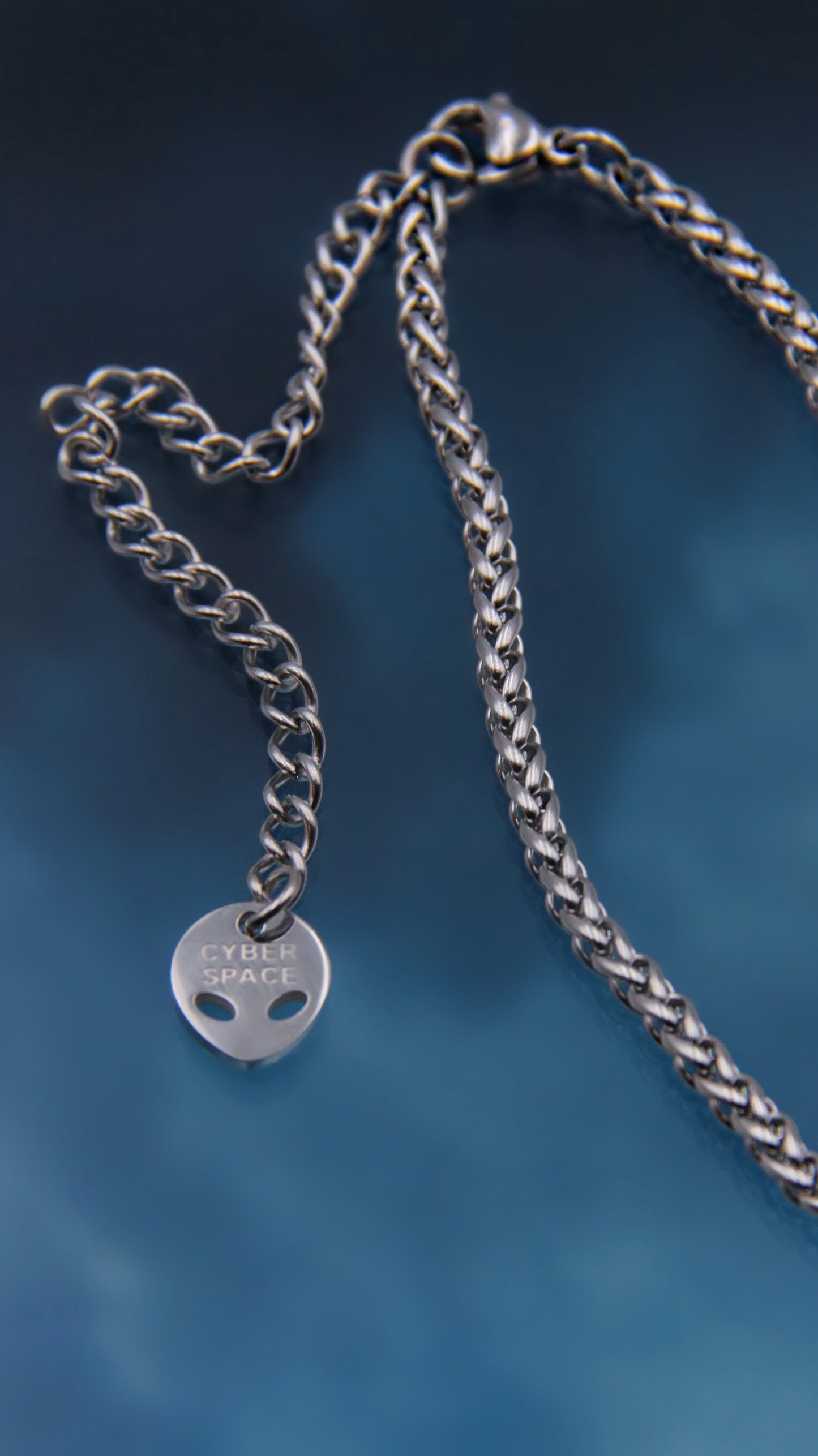 CRYING EYE NECKLACE