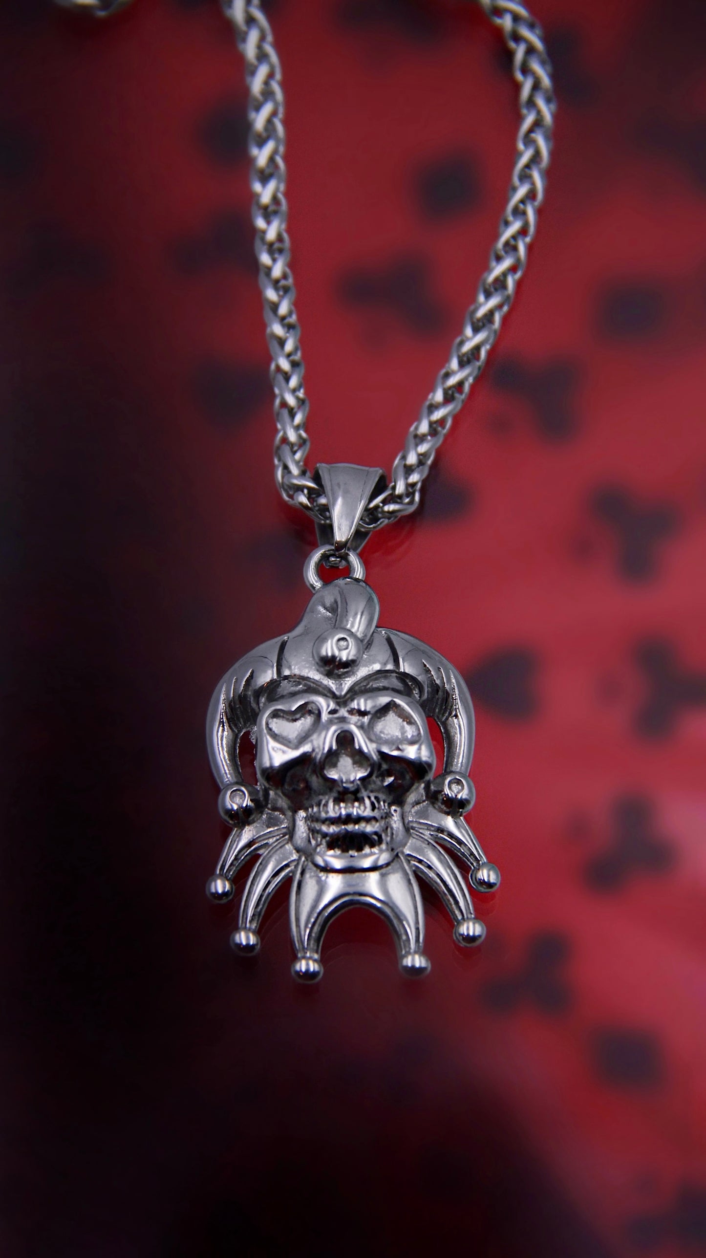 JOKER NECKLACE