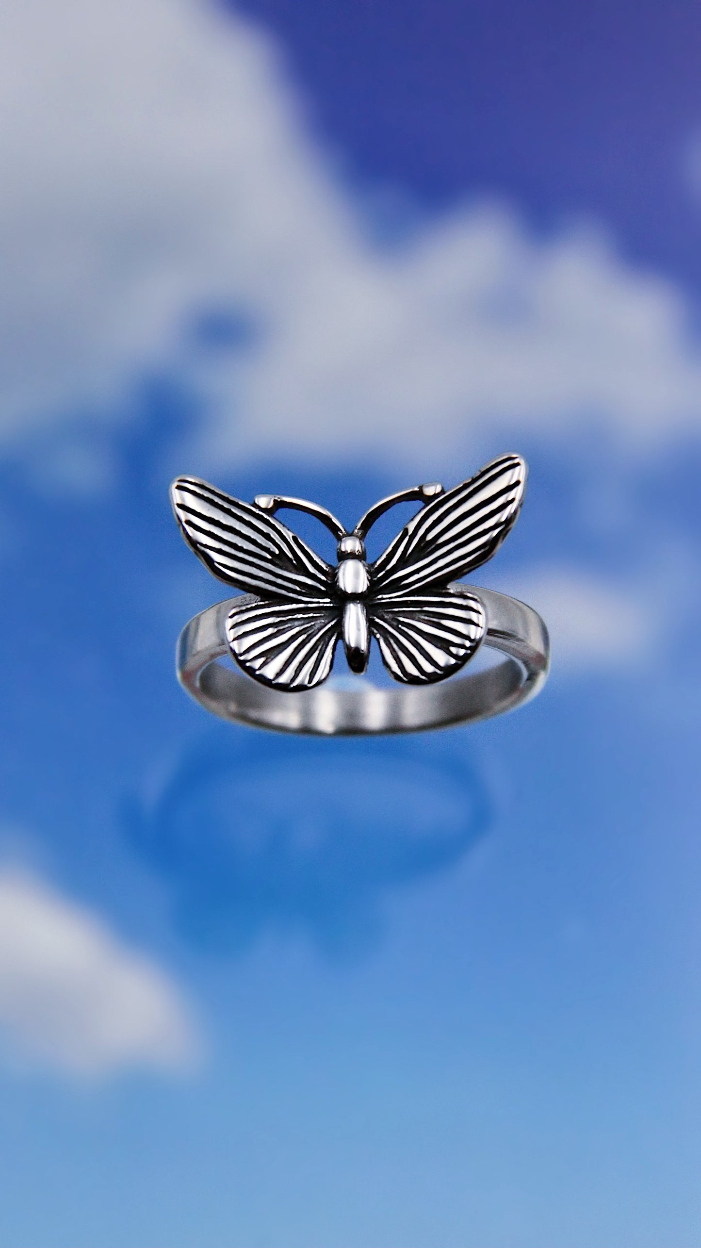 BUTTERFLY RING