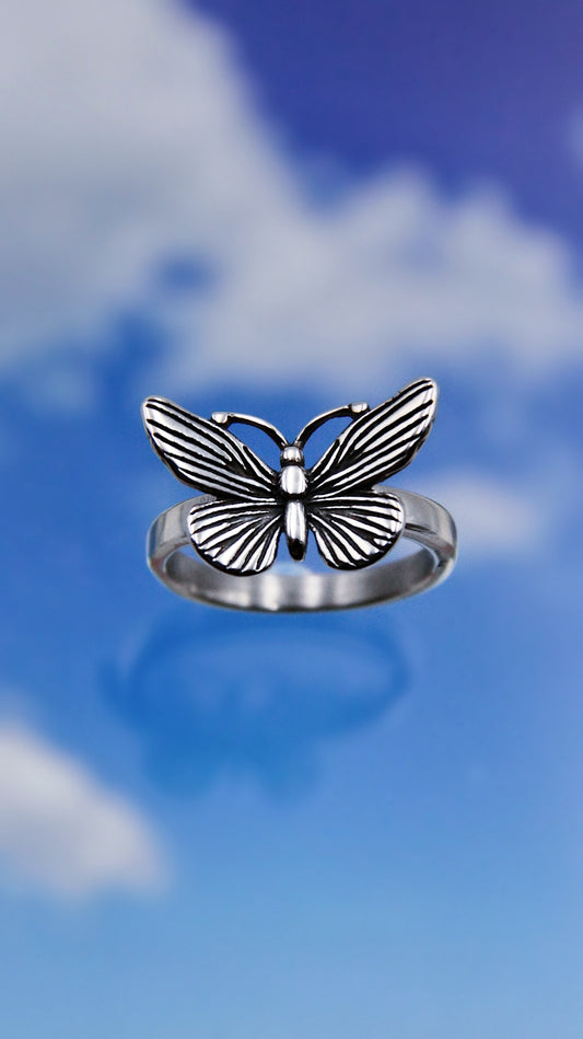 BUTTERFLY RING