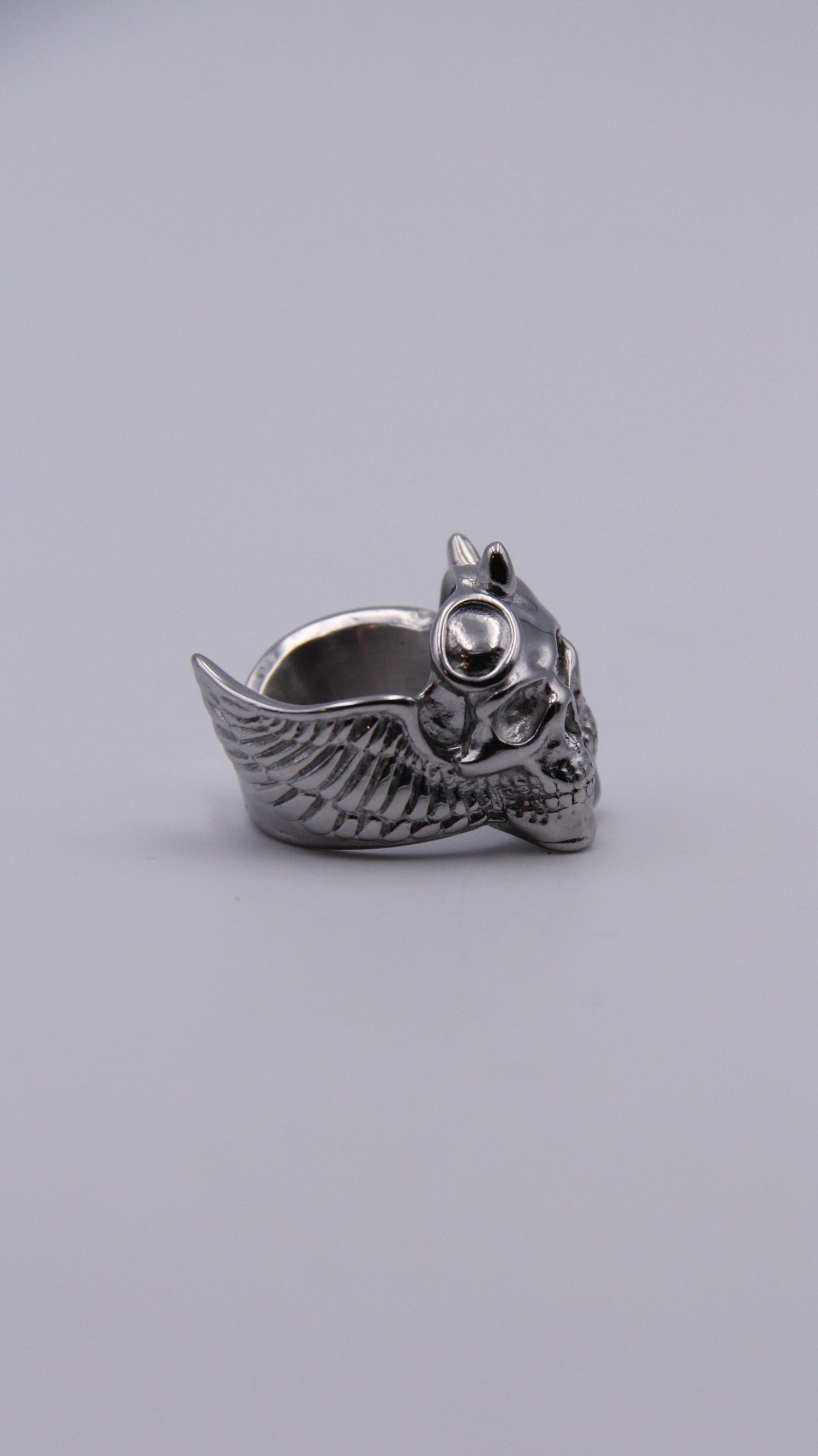 HALF EVIL SKULL RING