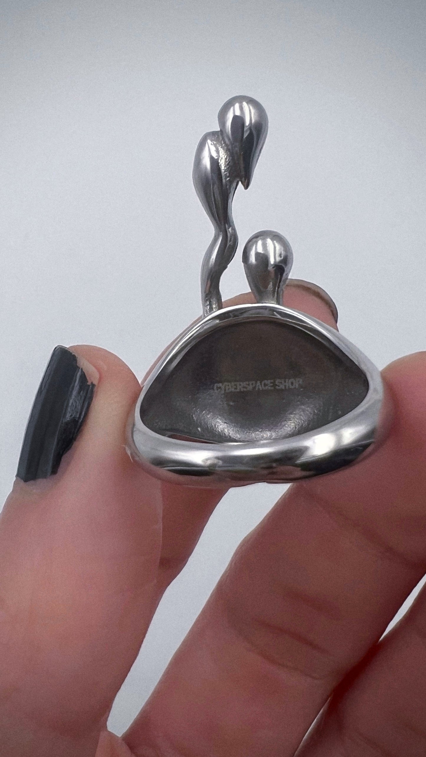 CRYING EYE RING