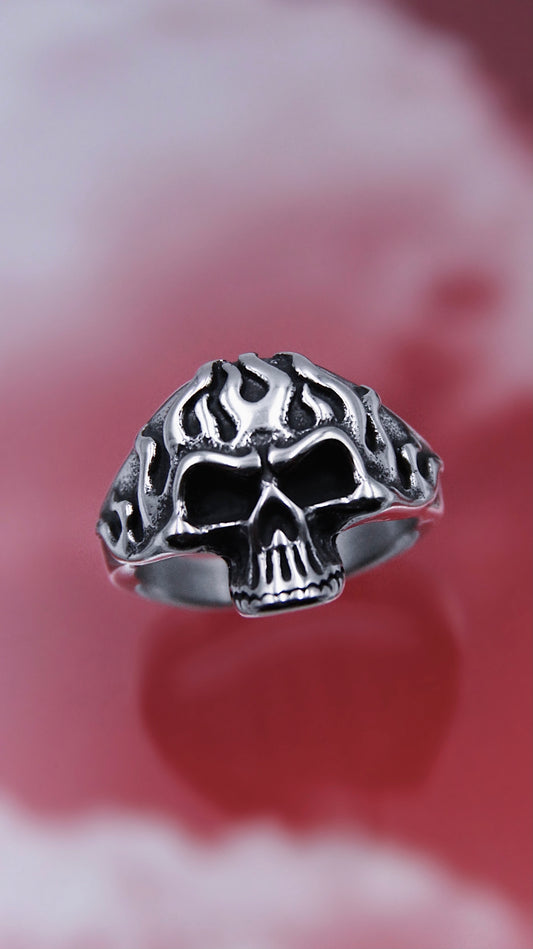 FLAME SKULL RING