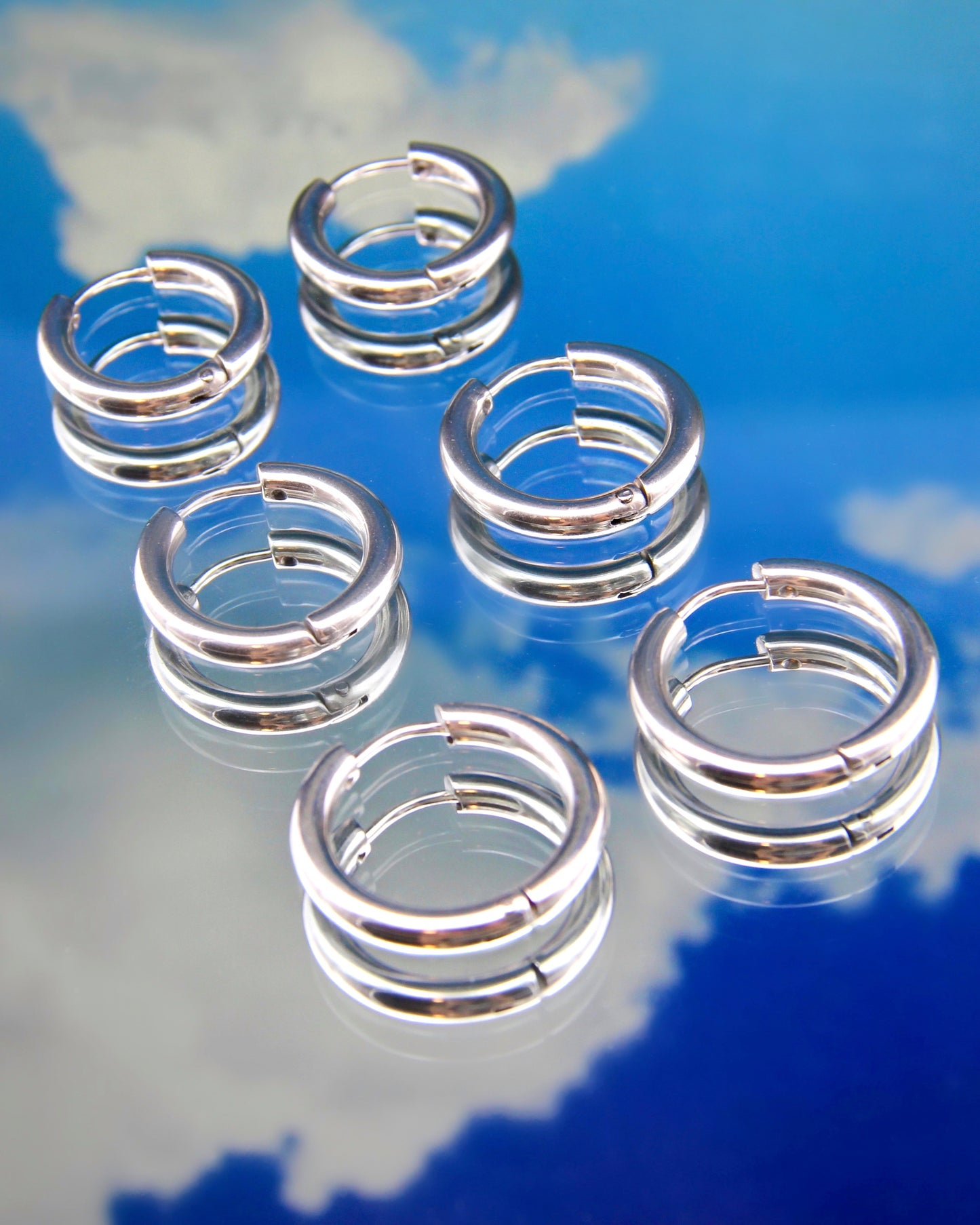 CLASSIC HOOP EARRINGS