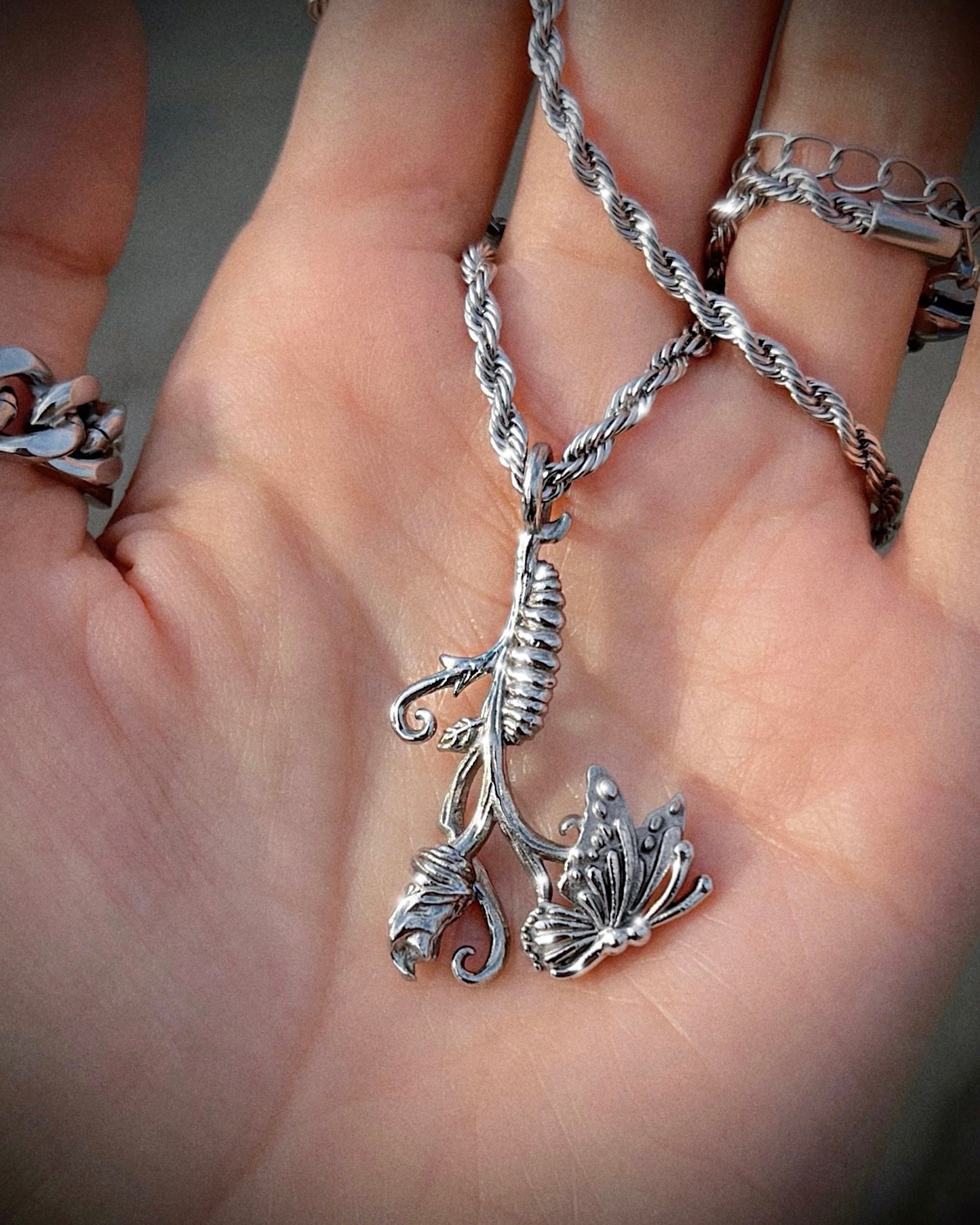 METAMORPHOSIS NECKLACE