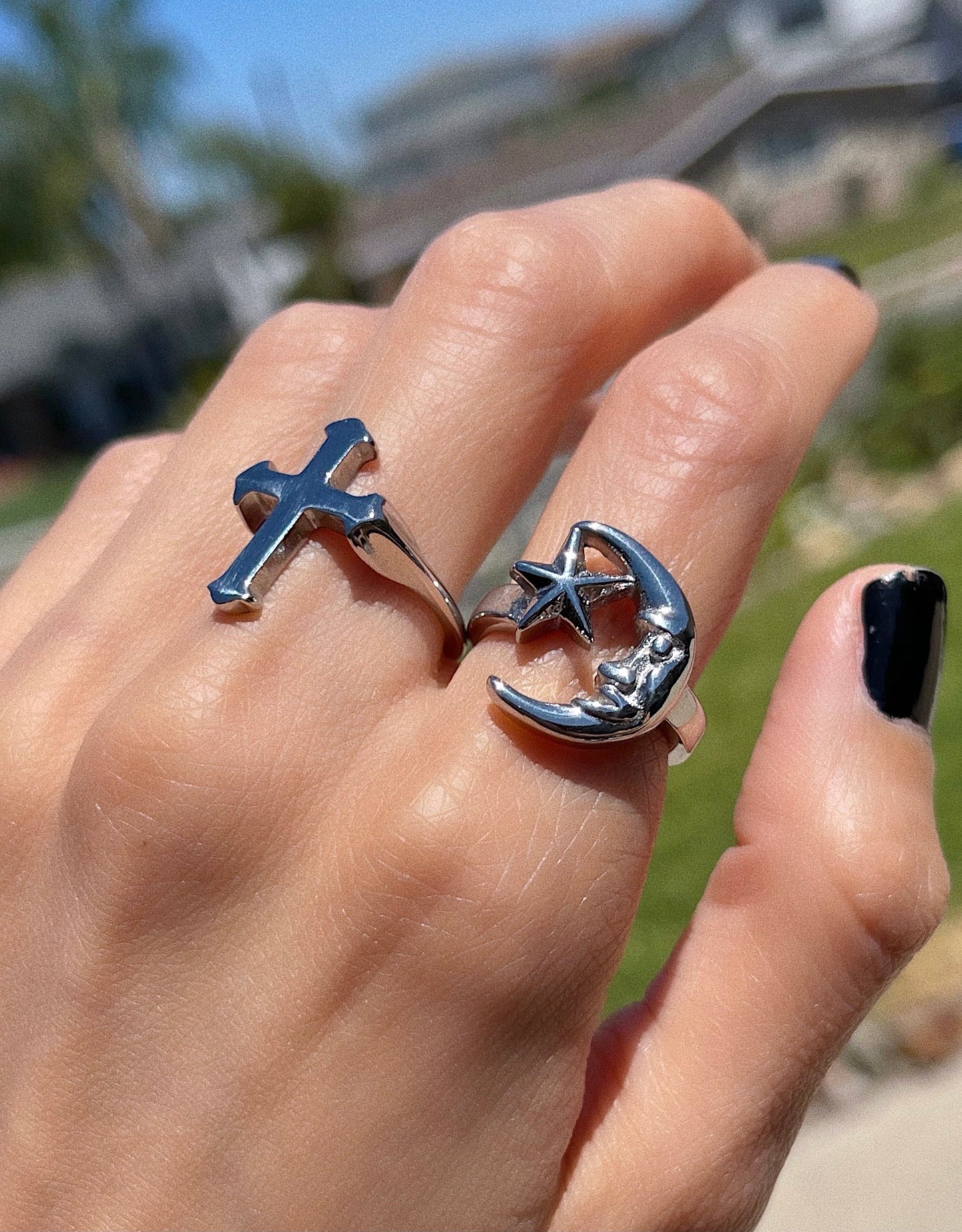SINNER CROSS RING