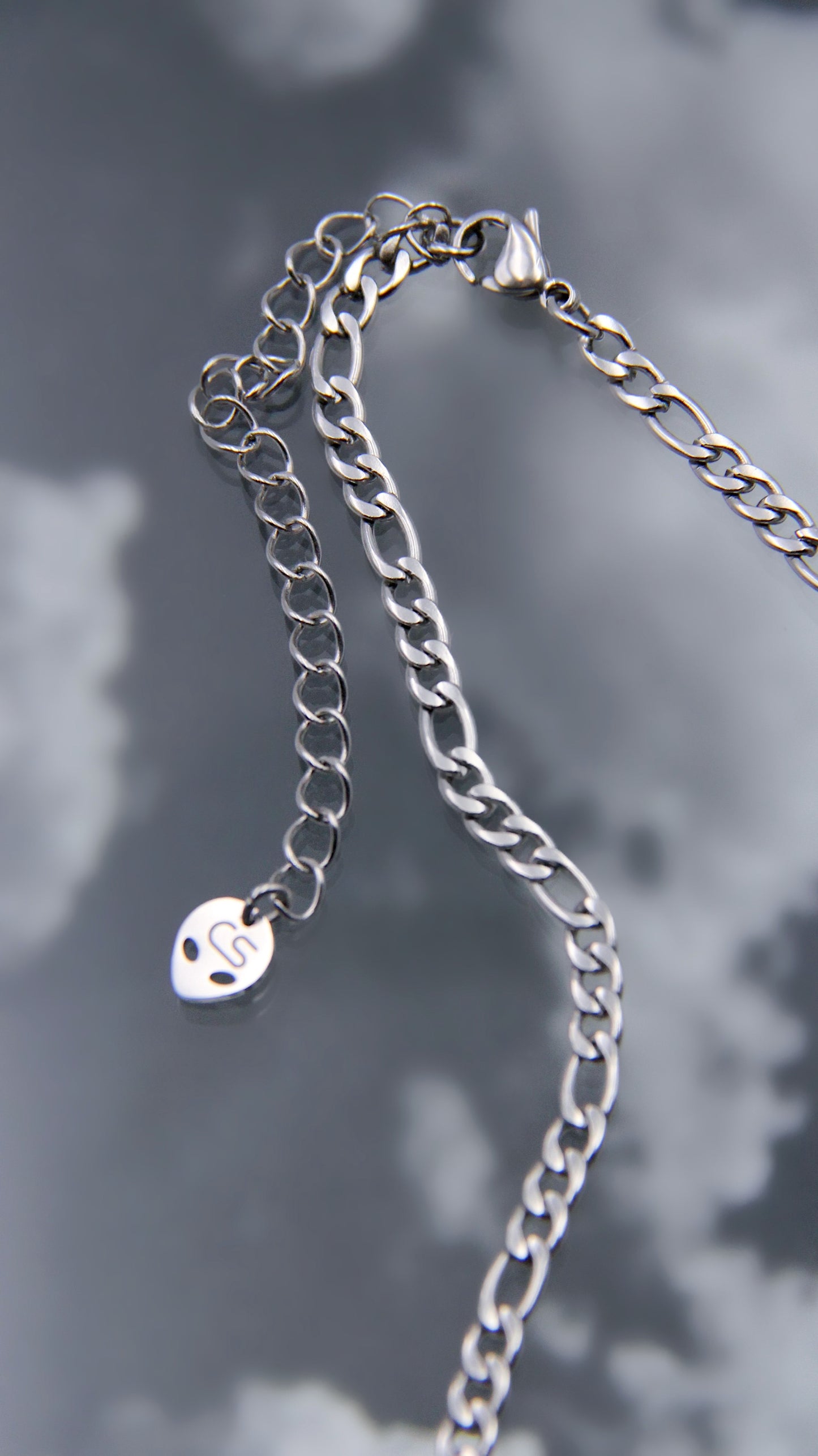 BLACK ONYX FLEUR DE LIS NECKLACE