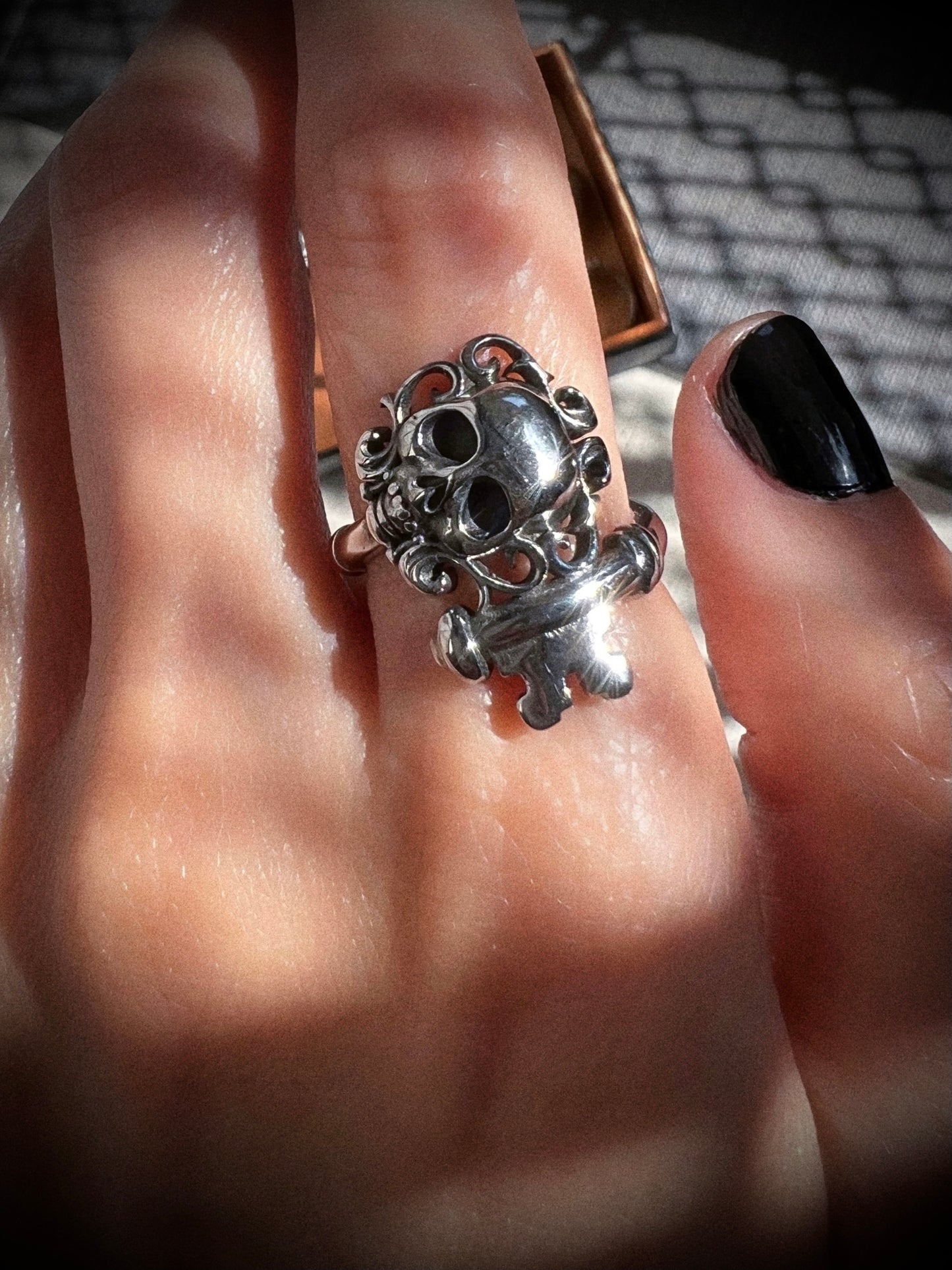 SKELETON KEY RING