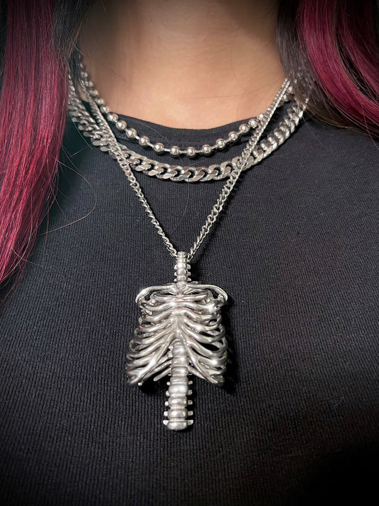 RIBCAGE NECKLACE