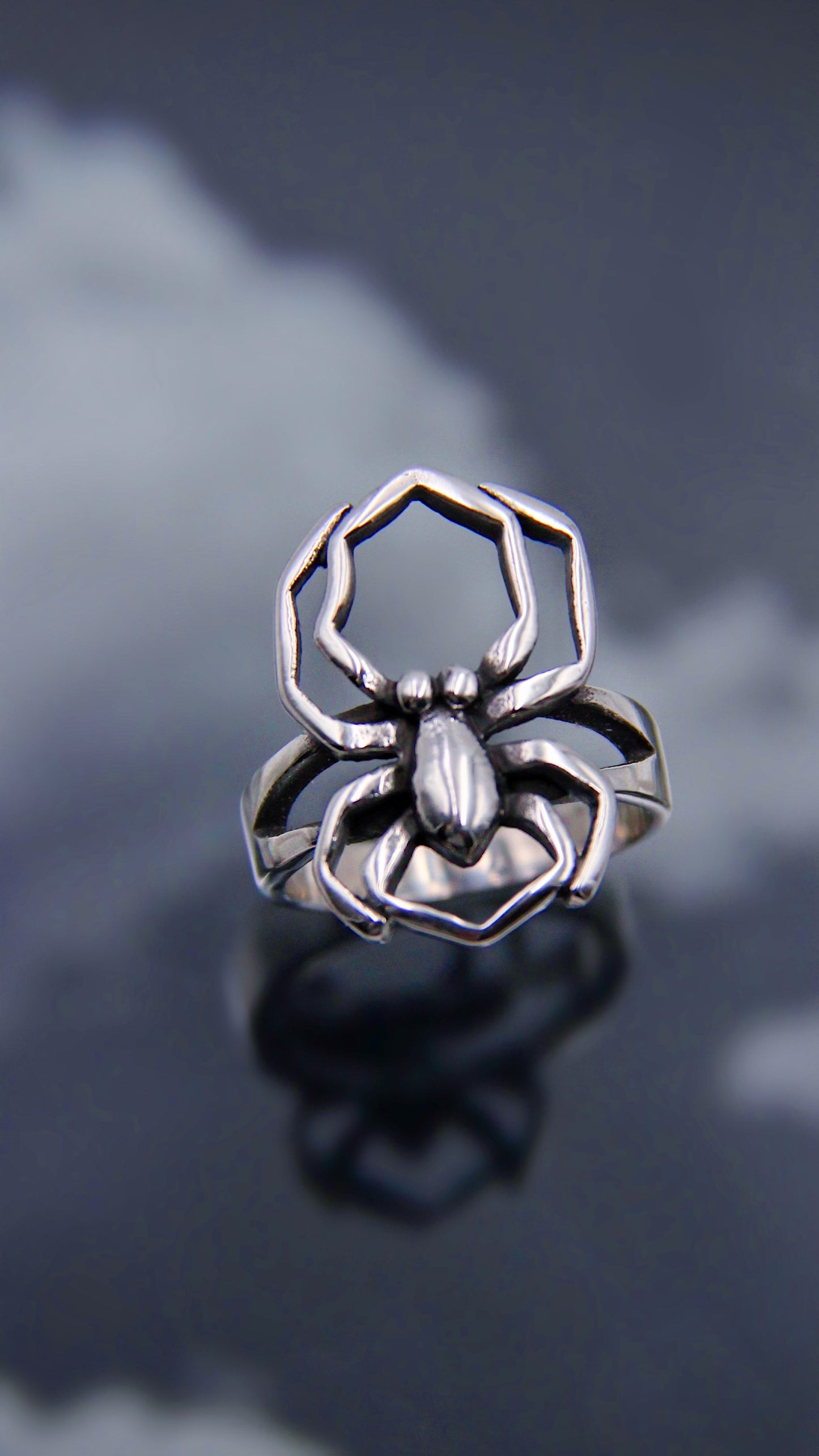 WICKED SPIDER RING