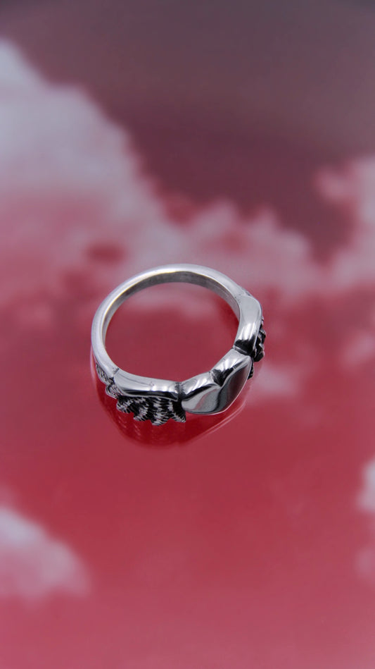 FLY AWAY HEART RING