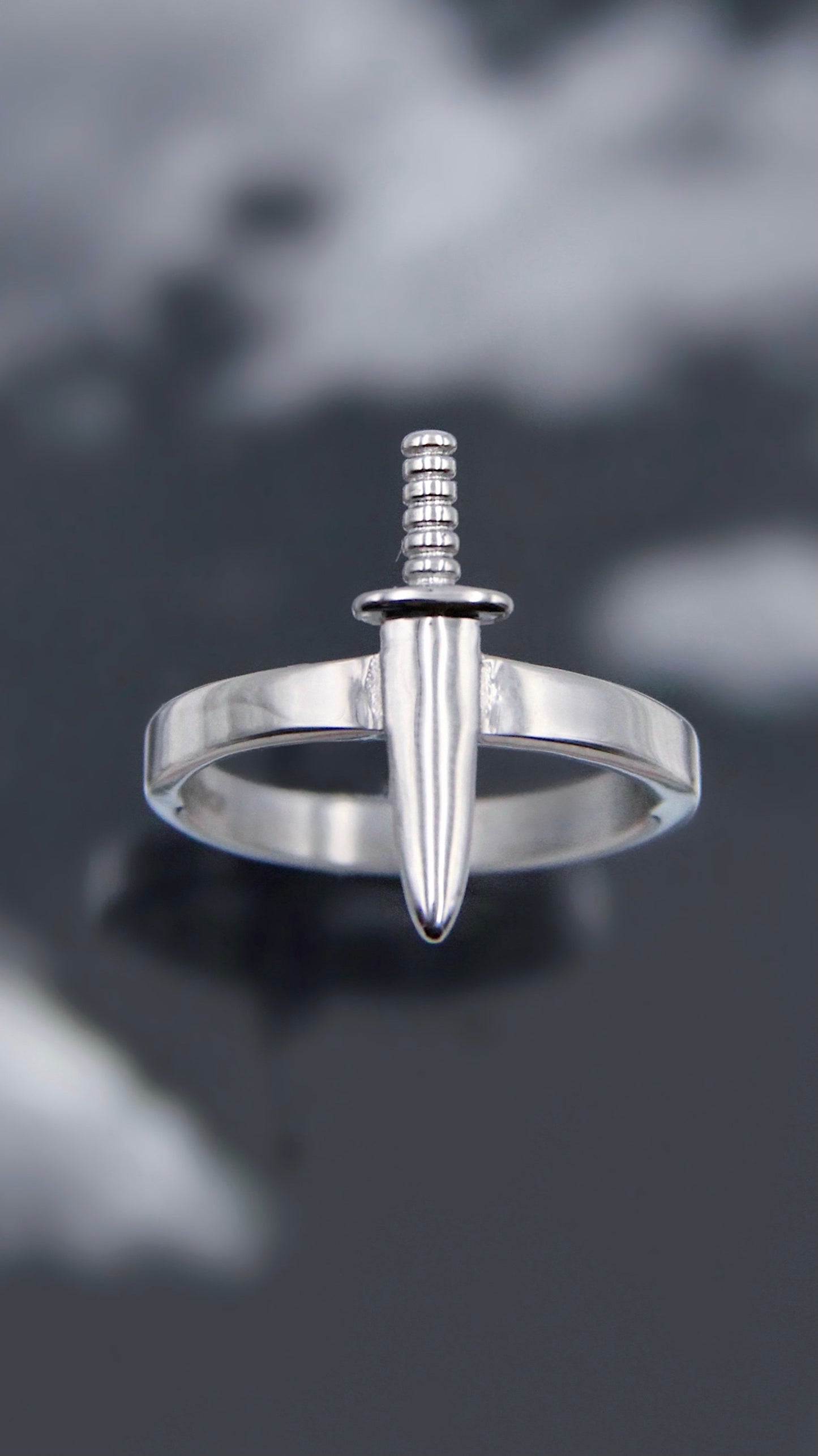DAGGER RING