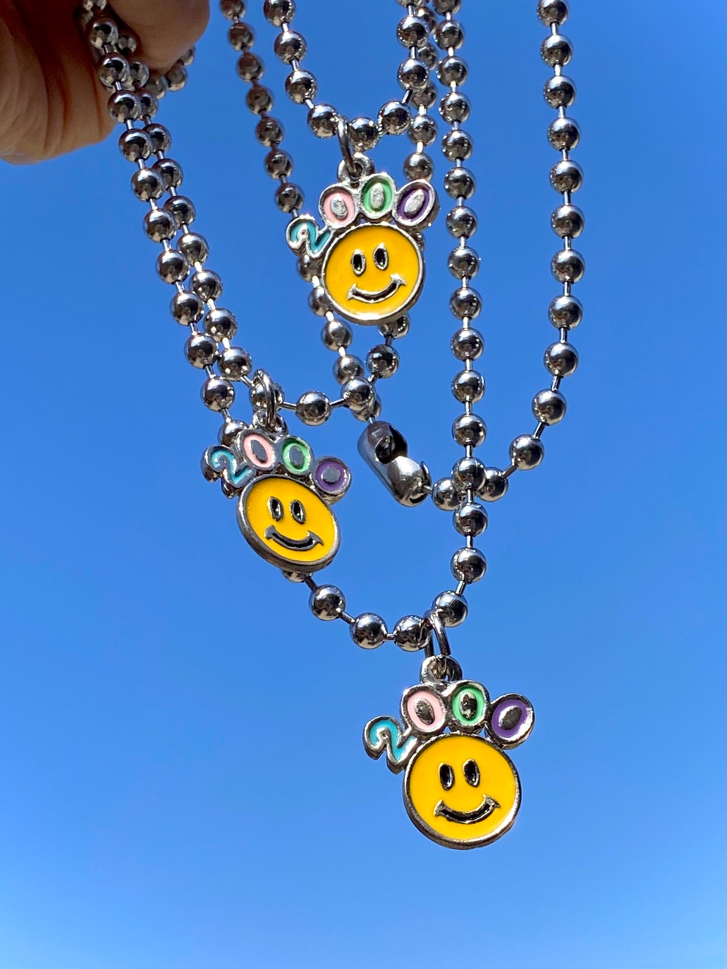 2000 SMILEY FACE NECKLACE
