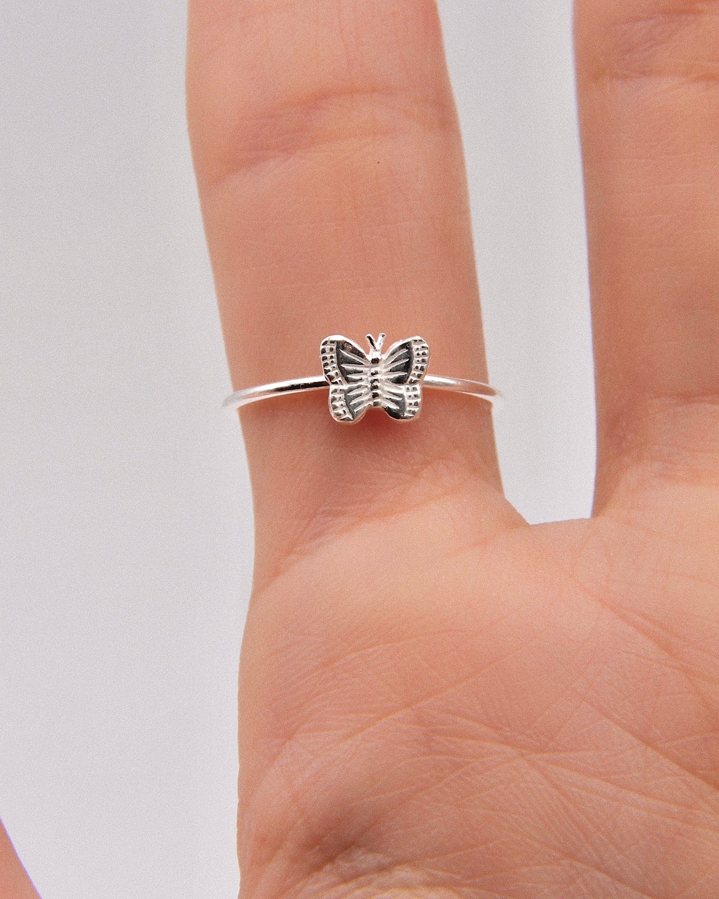 FRAGILE BUTTERFLY RING
