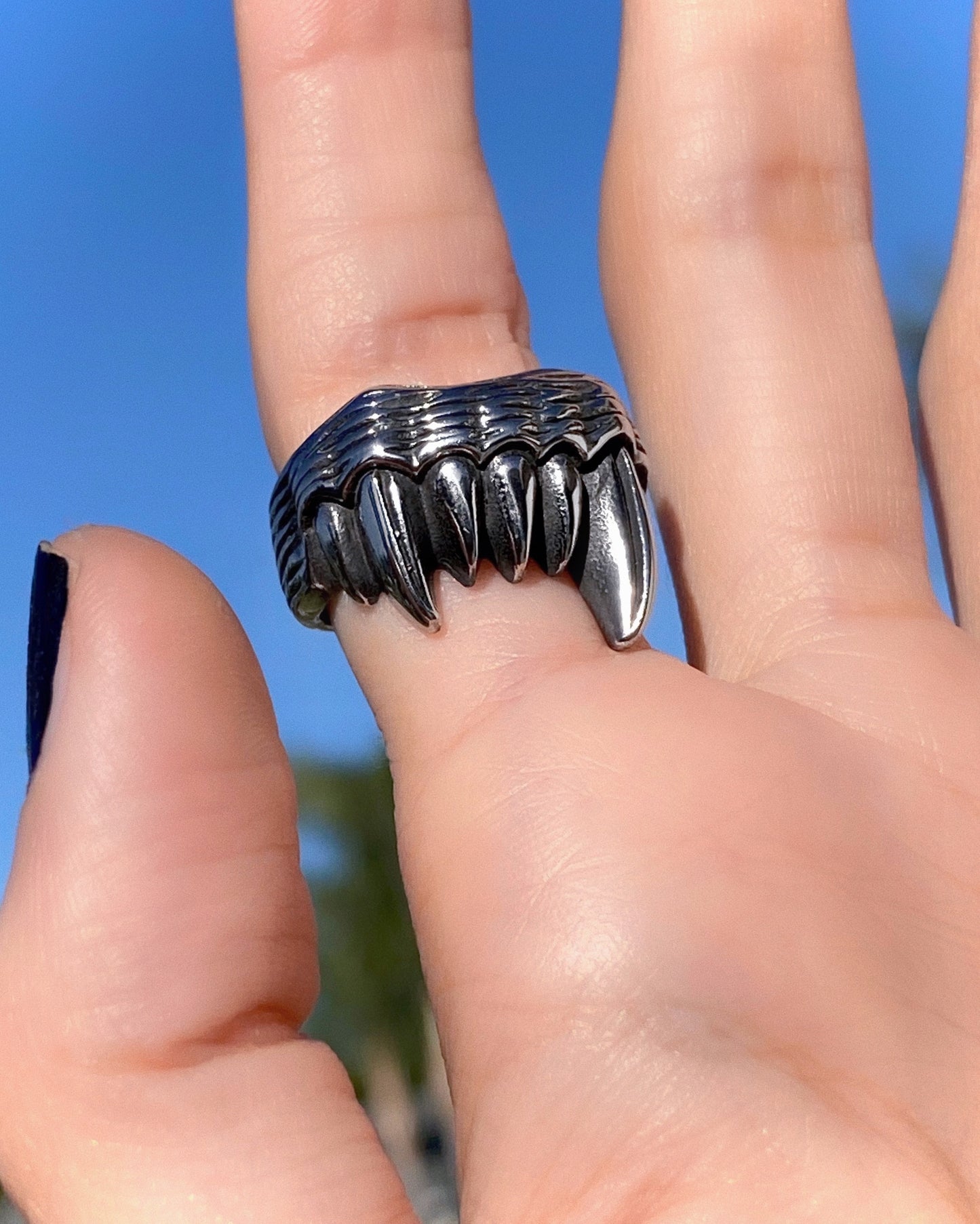 SHOW YOUR FANGS RING