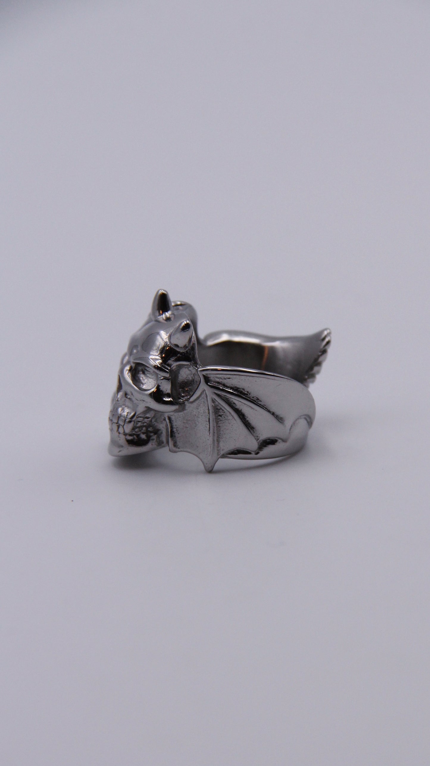 HALF EVIL SKULL RING