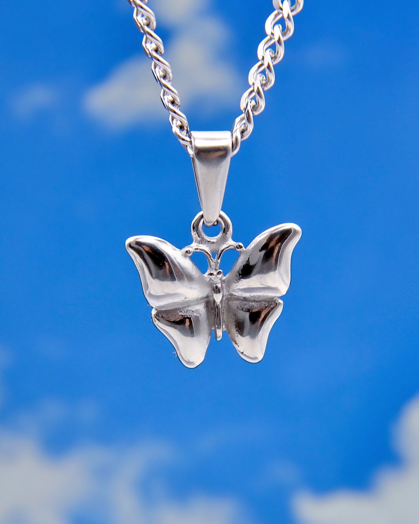 SWEET BUTTERFLY NECKLACE