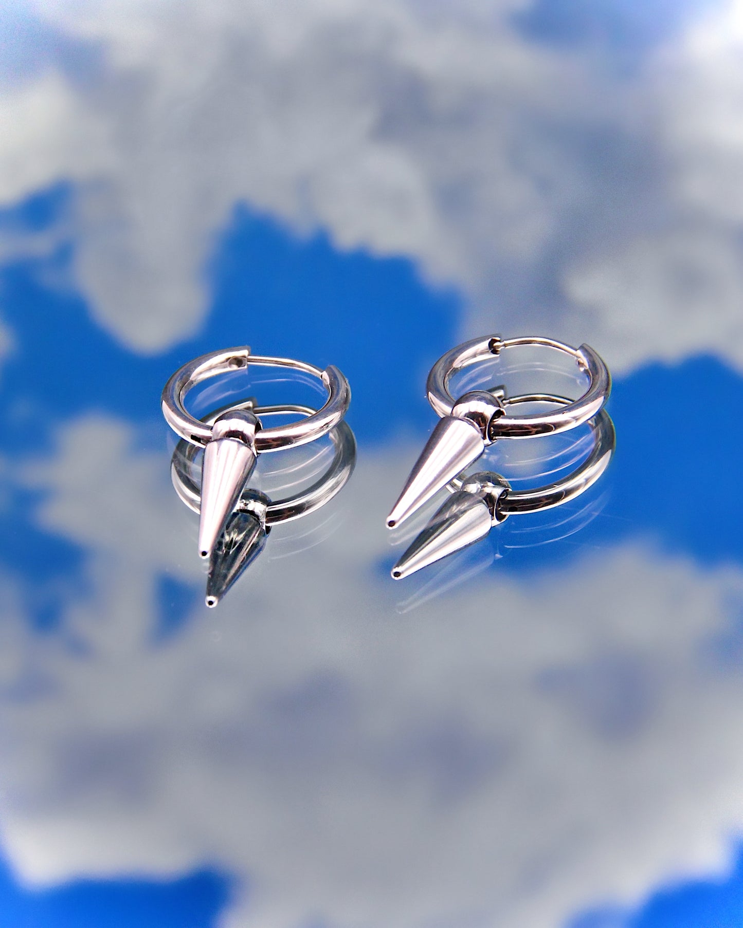 SPIKE IT EARRINGS
