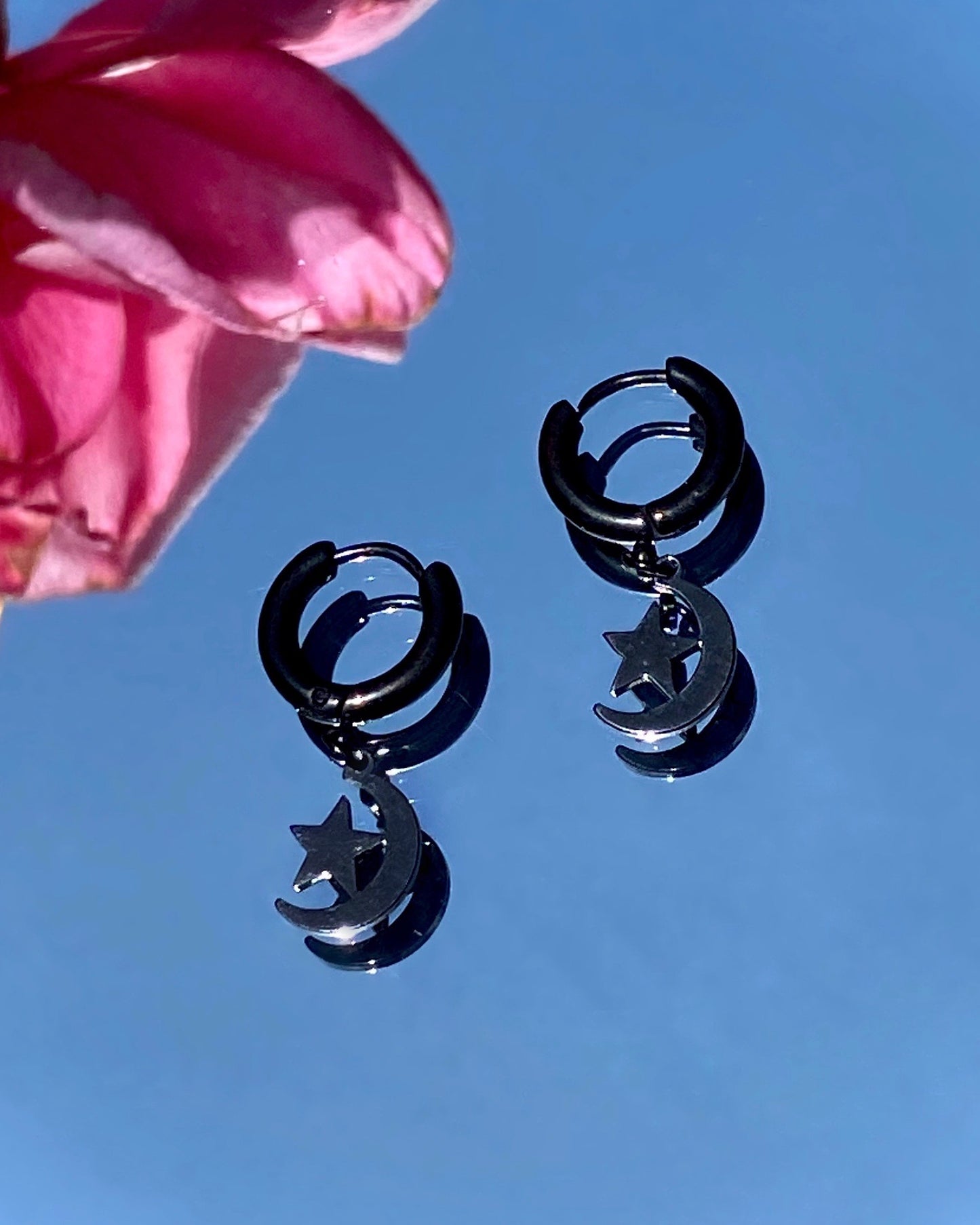 BLK NIGHT SKY EARRINGS