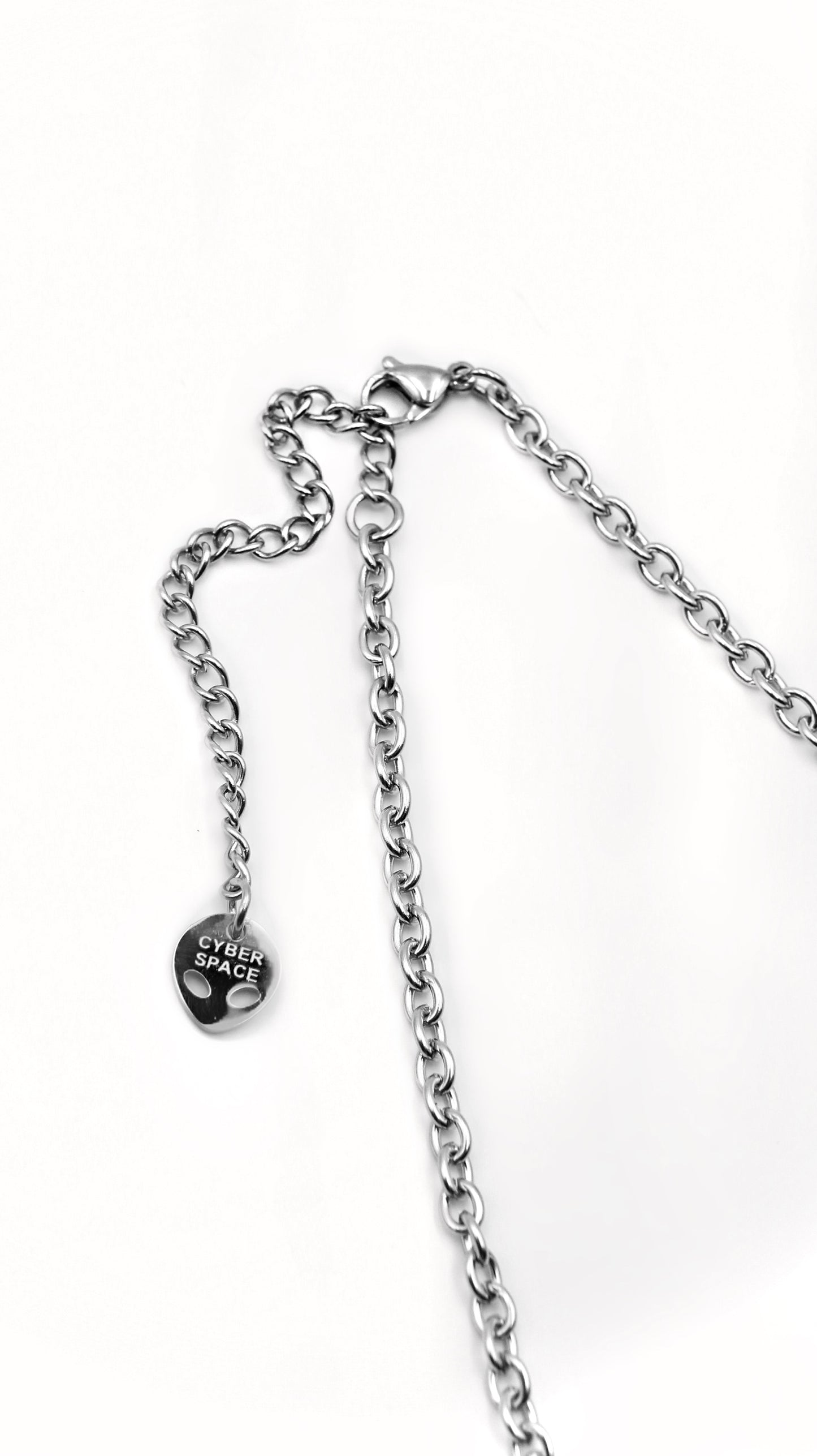 SMILEY DAISY NECKLACE