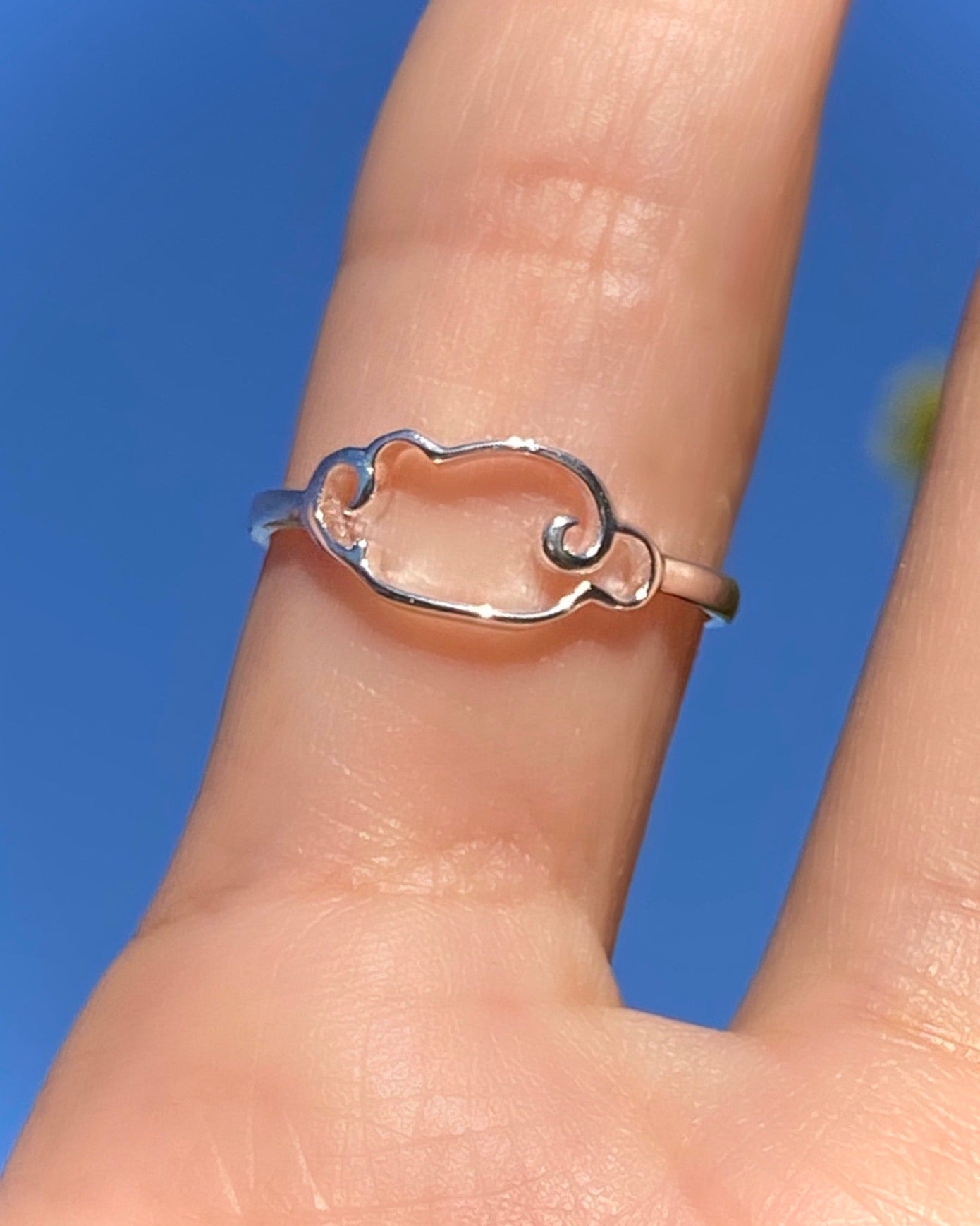 CLOUDY RING