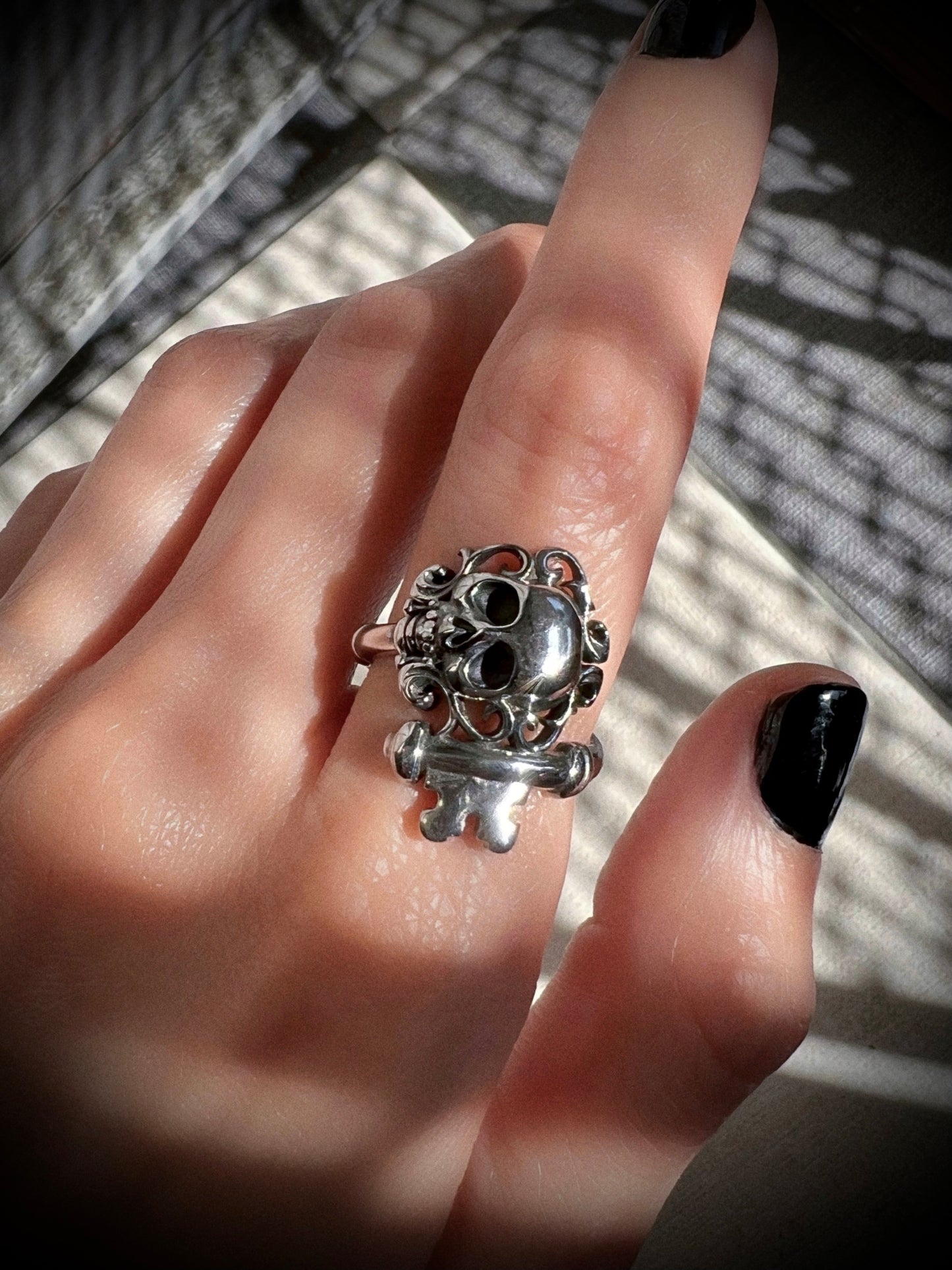 SKELETON KEY RING