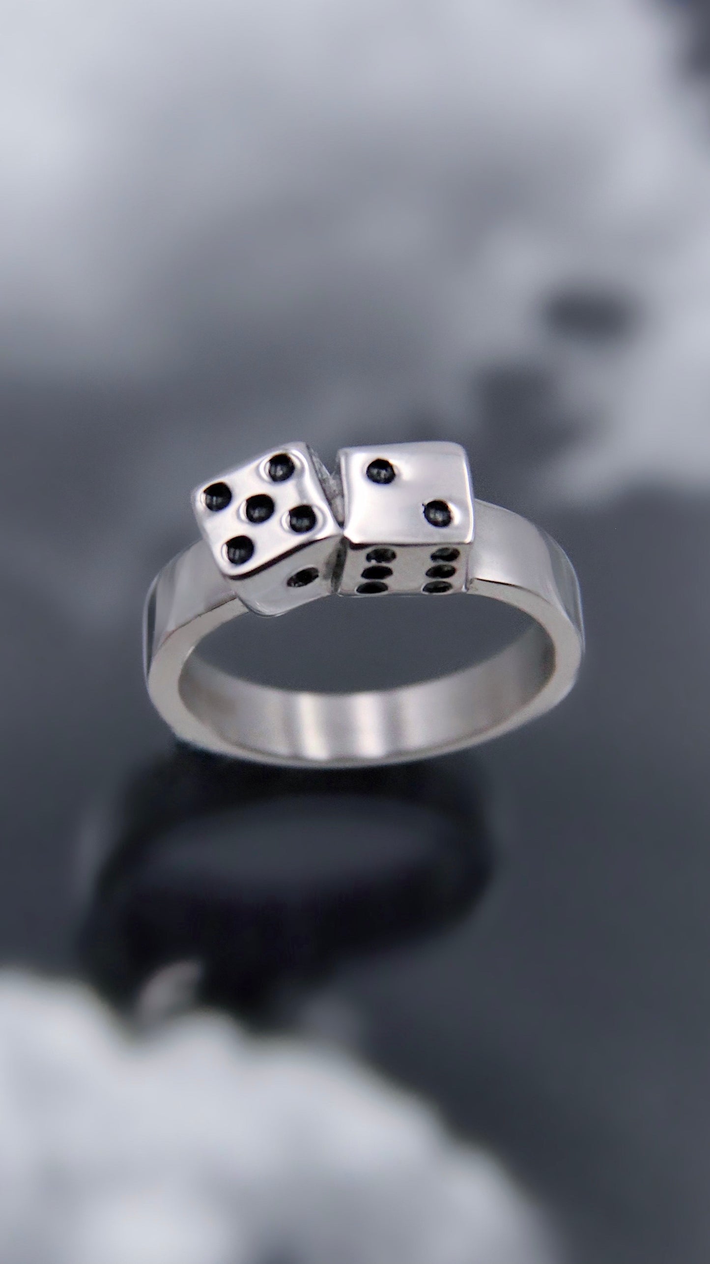 ROLL DA DICE RING