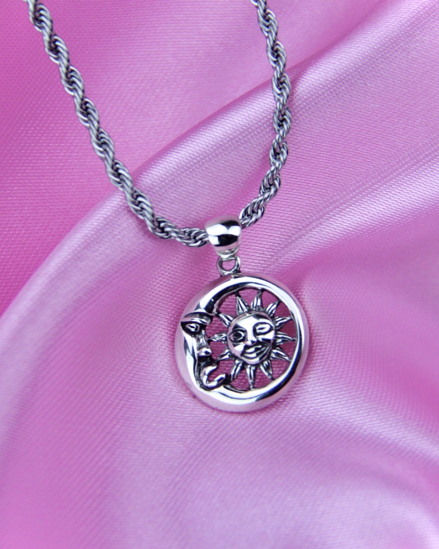 MOON LIGHT NECKLACE