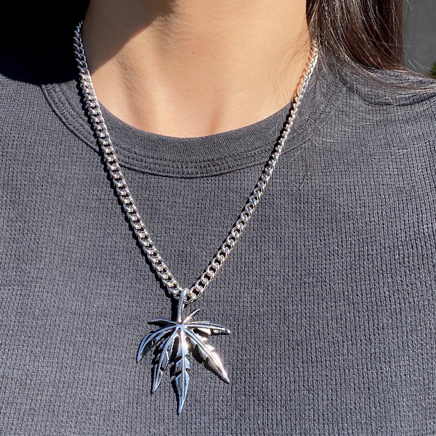 STAY HIGH NECKLACE