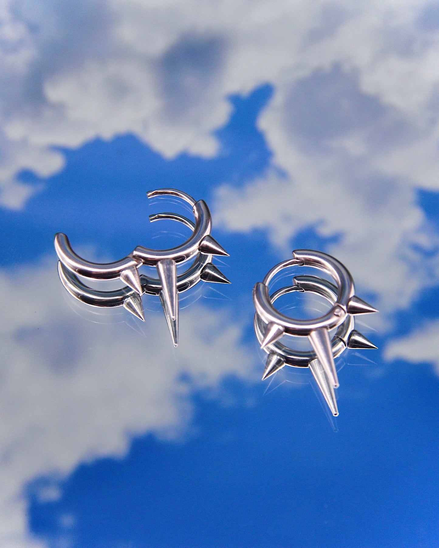 LIBERTY SPIKE HOOP EARRINGS